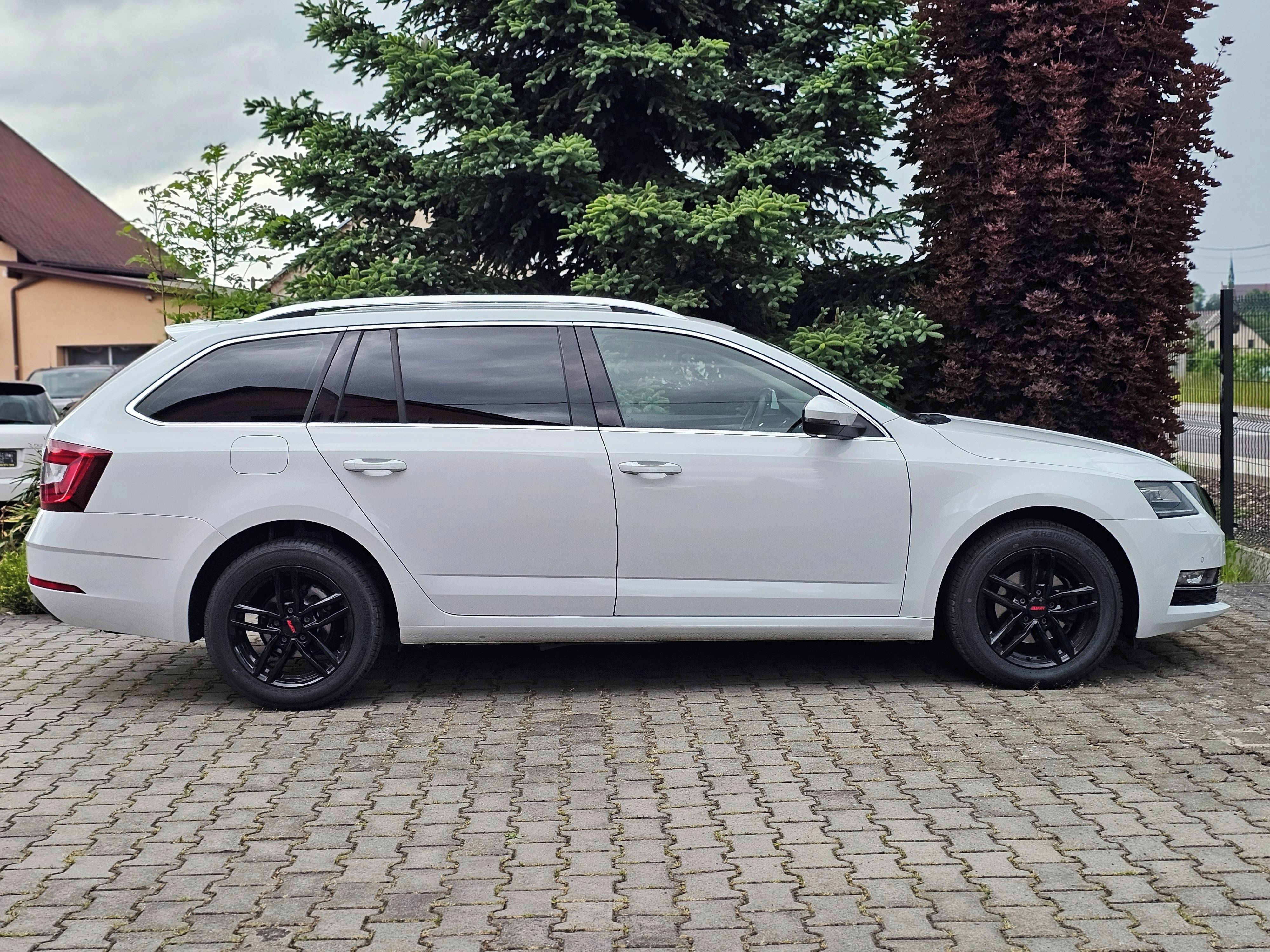Škoda Octavia, III 1.6 TDi Style - fotka 4