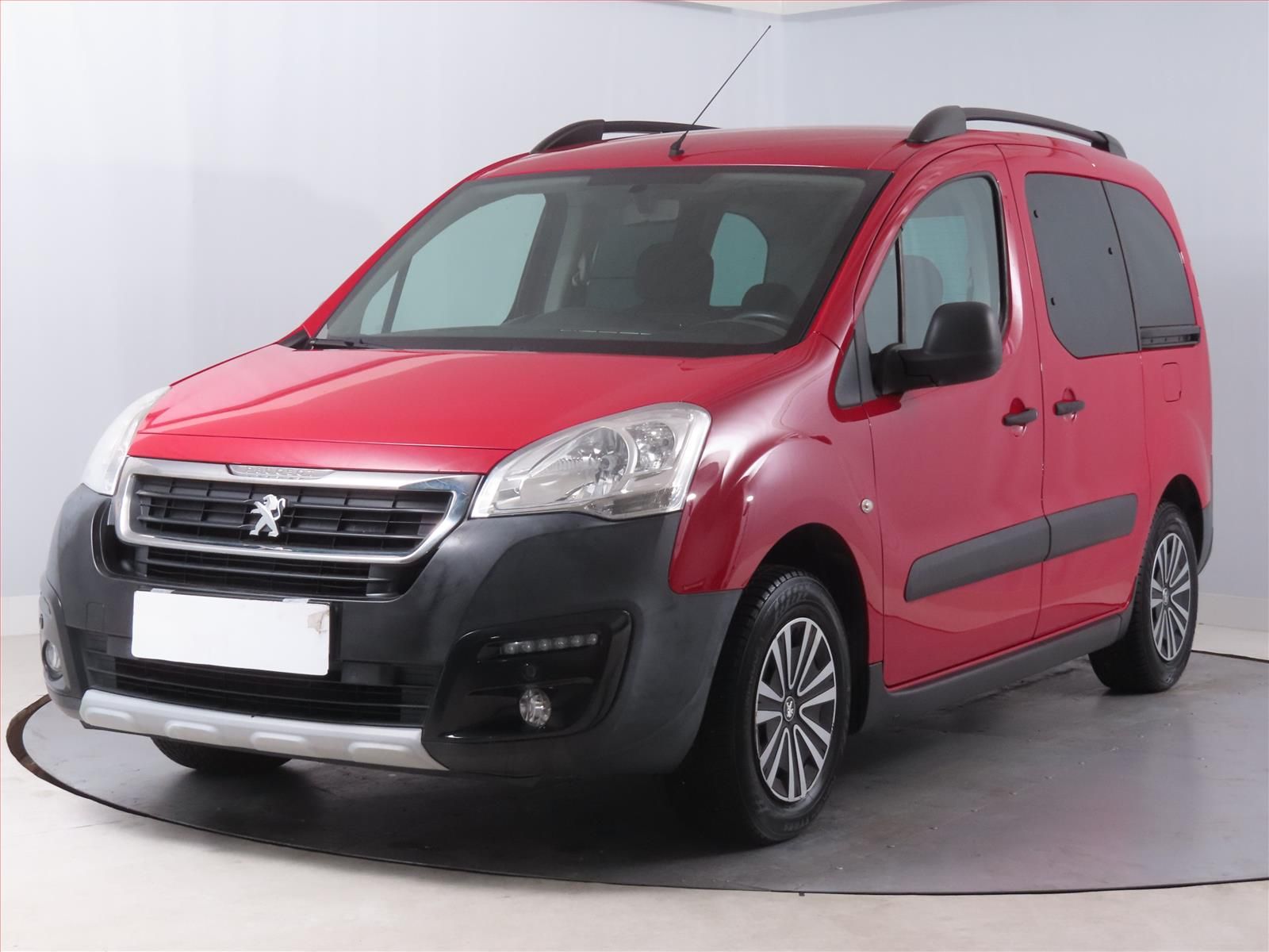 Peugeot Partner, 1.6 16V, 5Míst, Klima, ČR - fotka 2