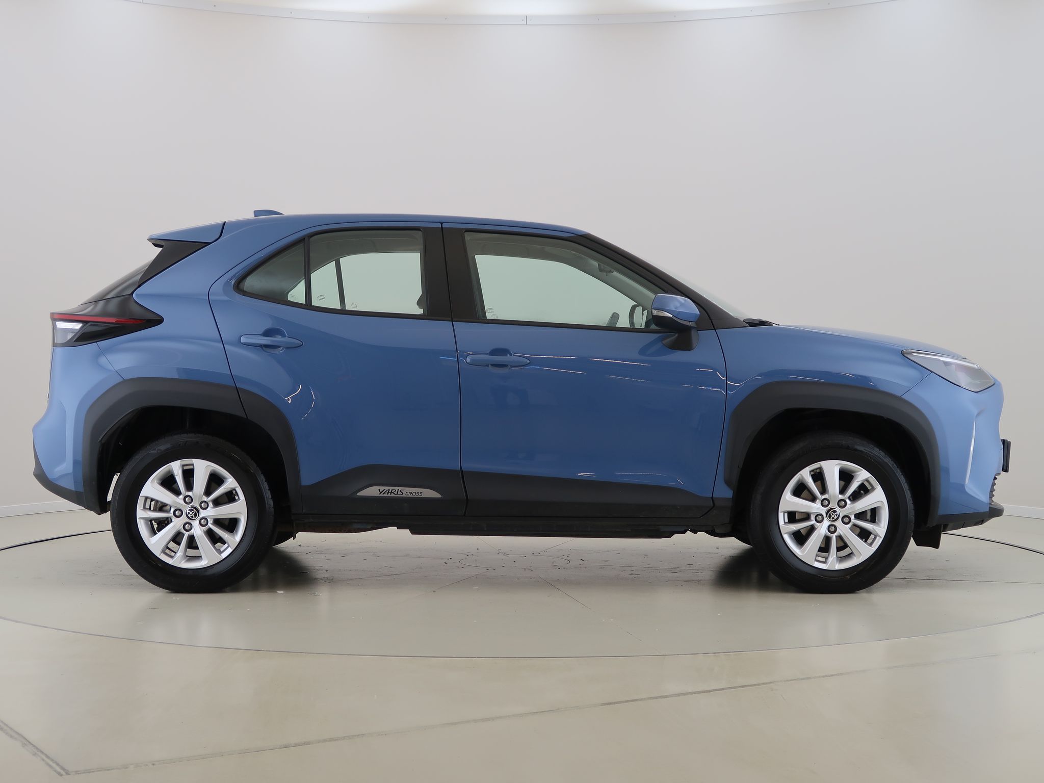 Toyota Yaris Cross, 1.5Hybrid,68KW,CZ,Comfort - fotka 4