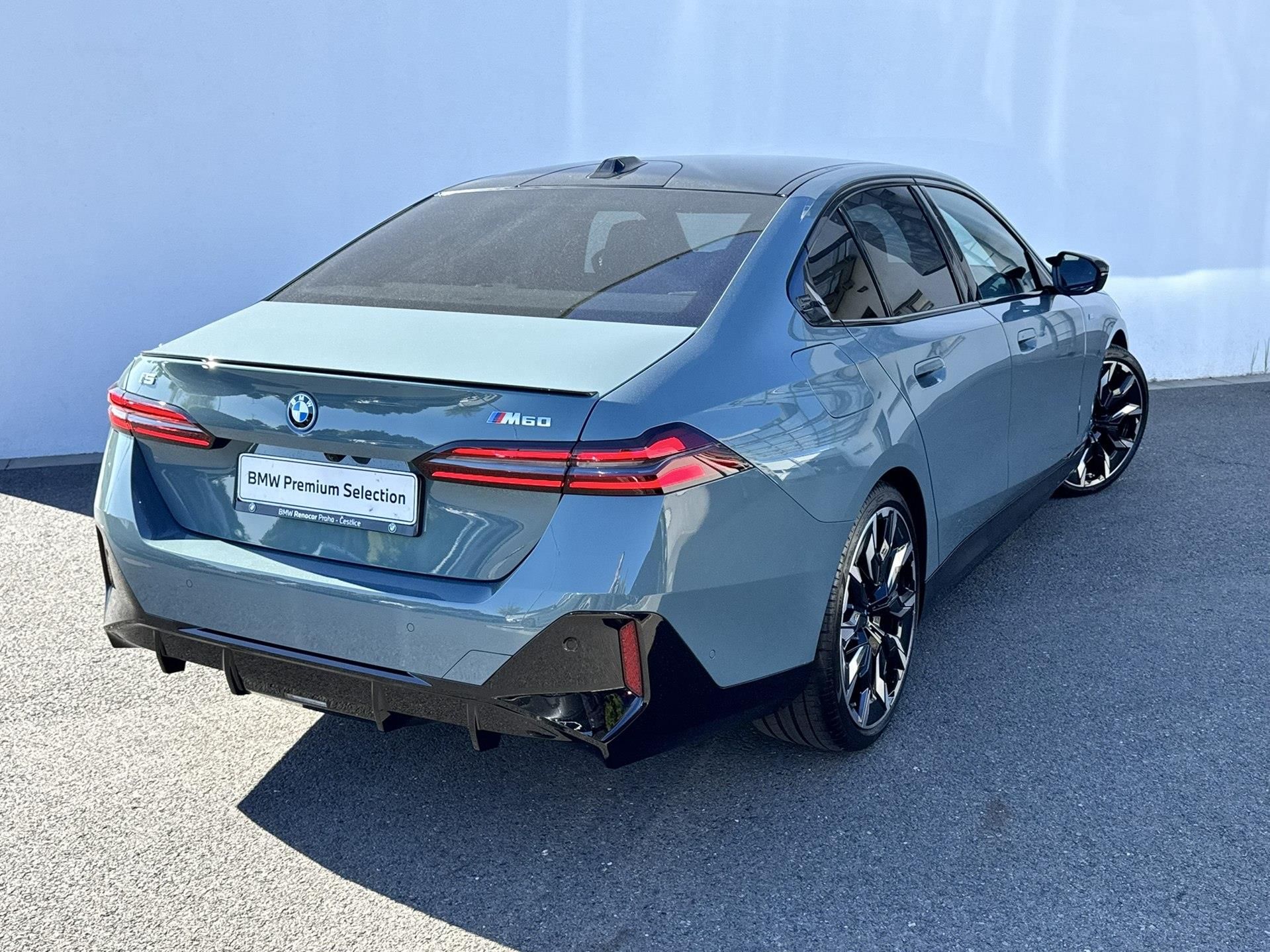 BMW i5, i5 M60 xDrive M PRO - fotka 2