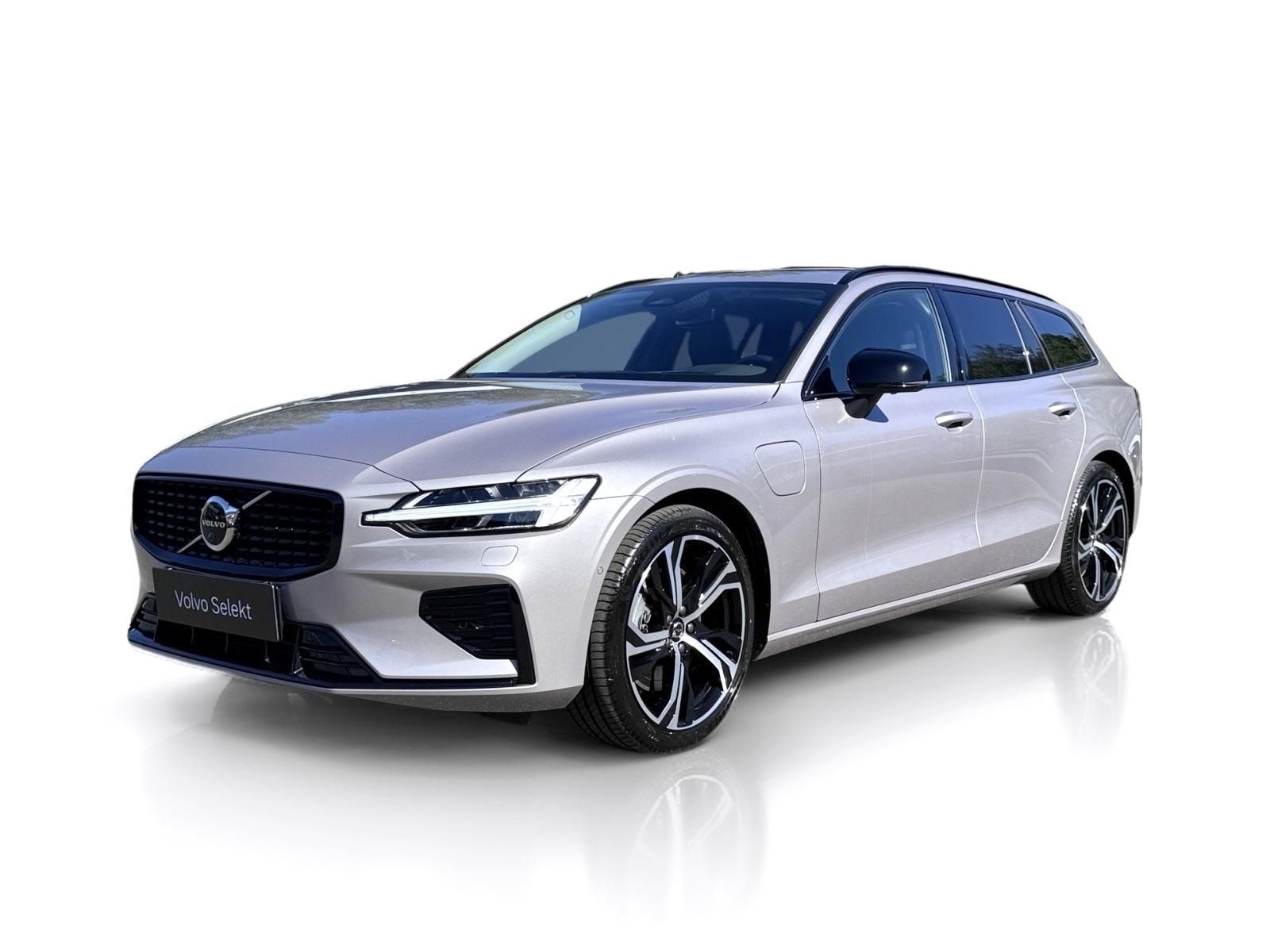 Volvo V60, T8 AWD ULTRA DARK / B&W + kola