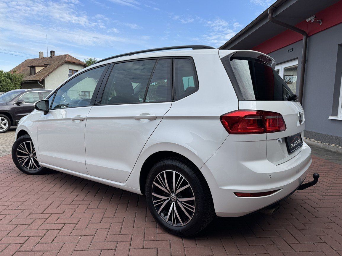 Volkswagen Golf Sportsvan, 1.4TSi Xenony Navi Kamera Pano - fotka 3