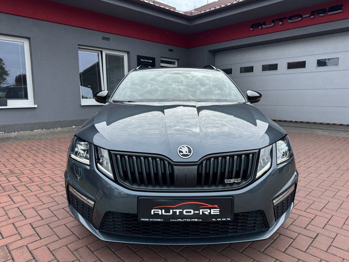 Škoda Octavia, RS 2.0 TDi DSG ACC LED 135kW - fotka 5