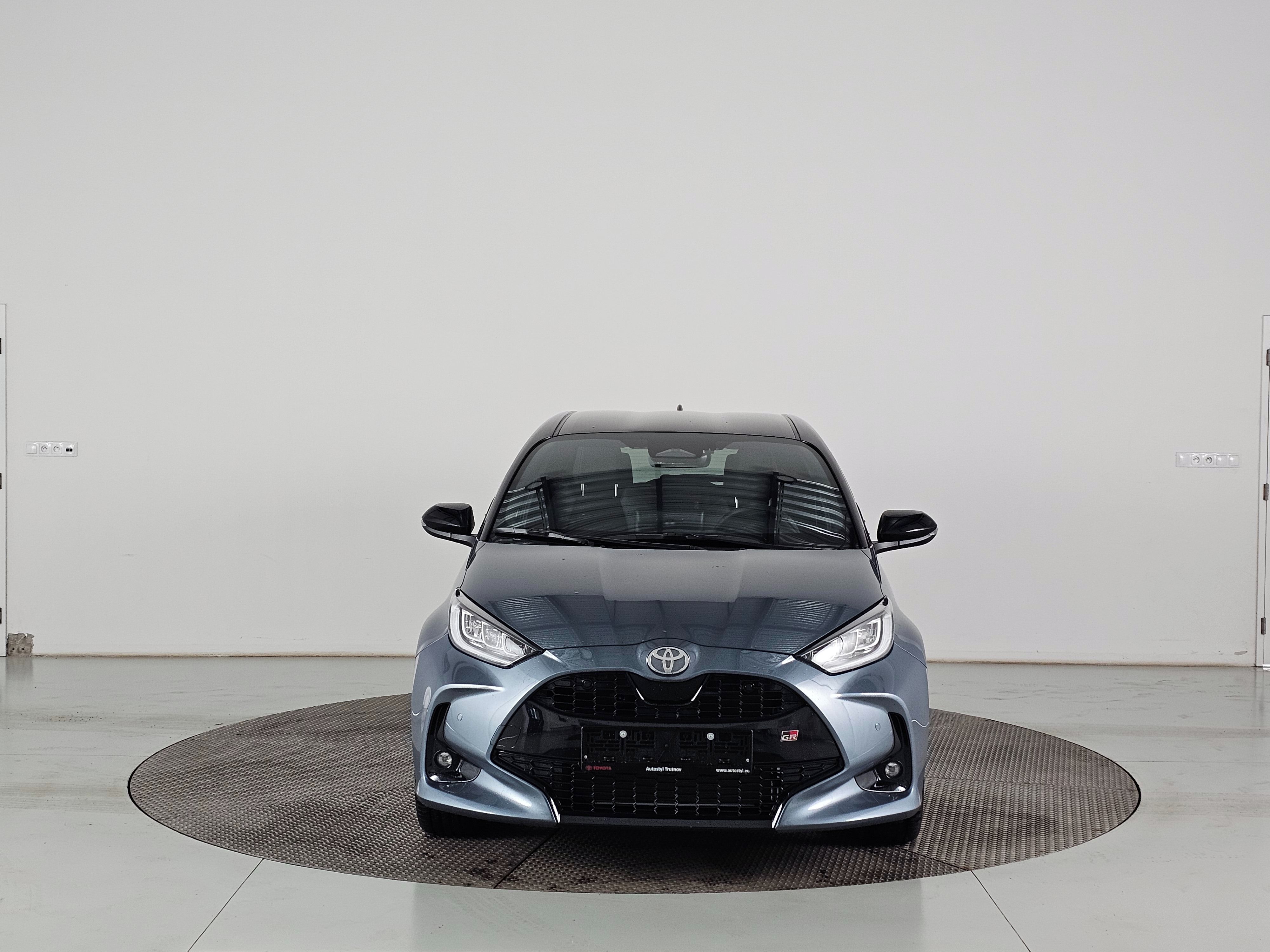 Toyota Yaris, 1.5HEV 130k GR Sport - fotka 2