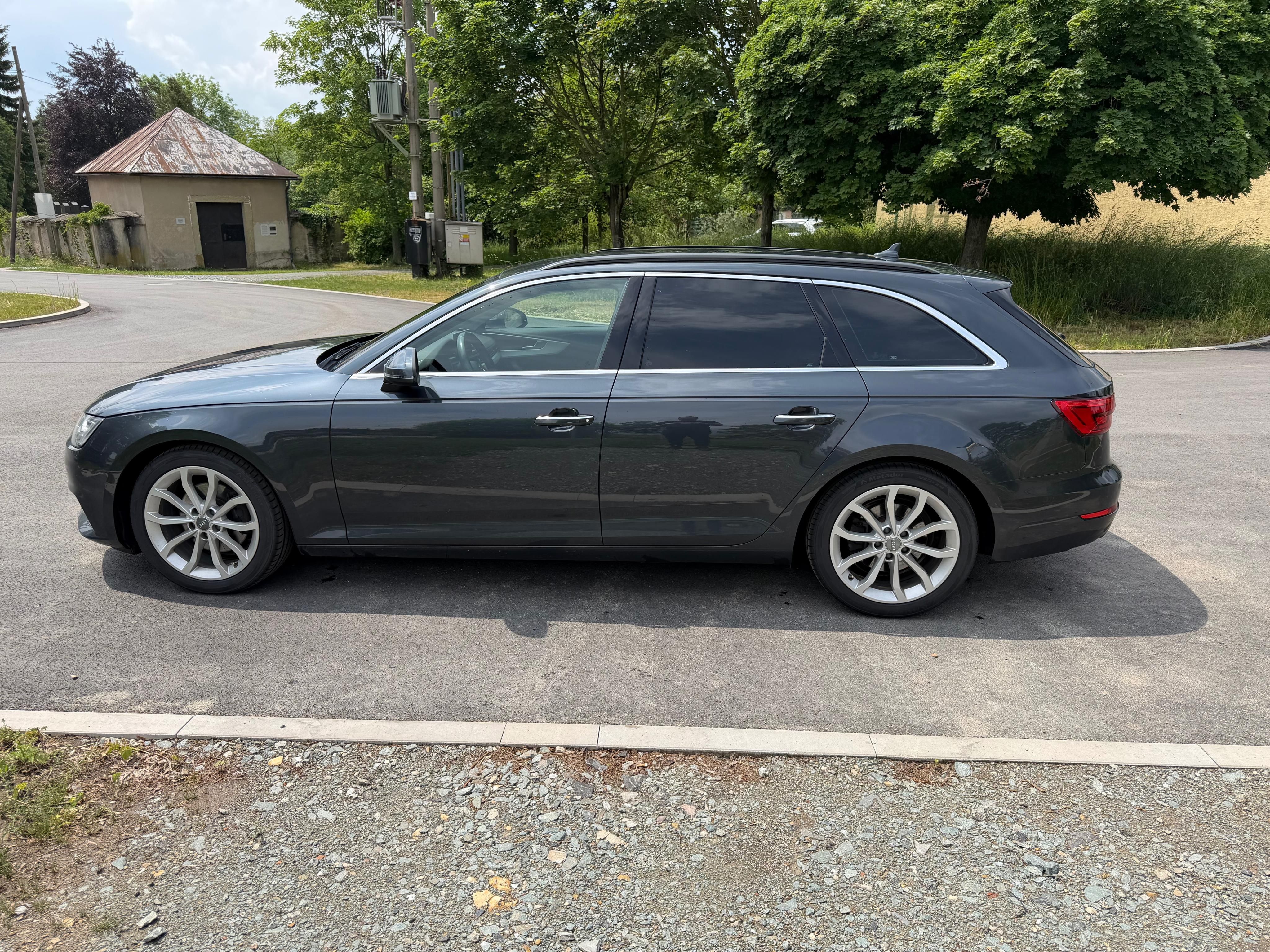 Audi A4 Avant, Audi A4 Avant 2.0 TDI 110 kW - fotka 4