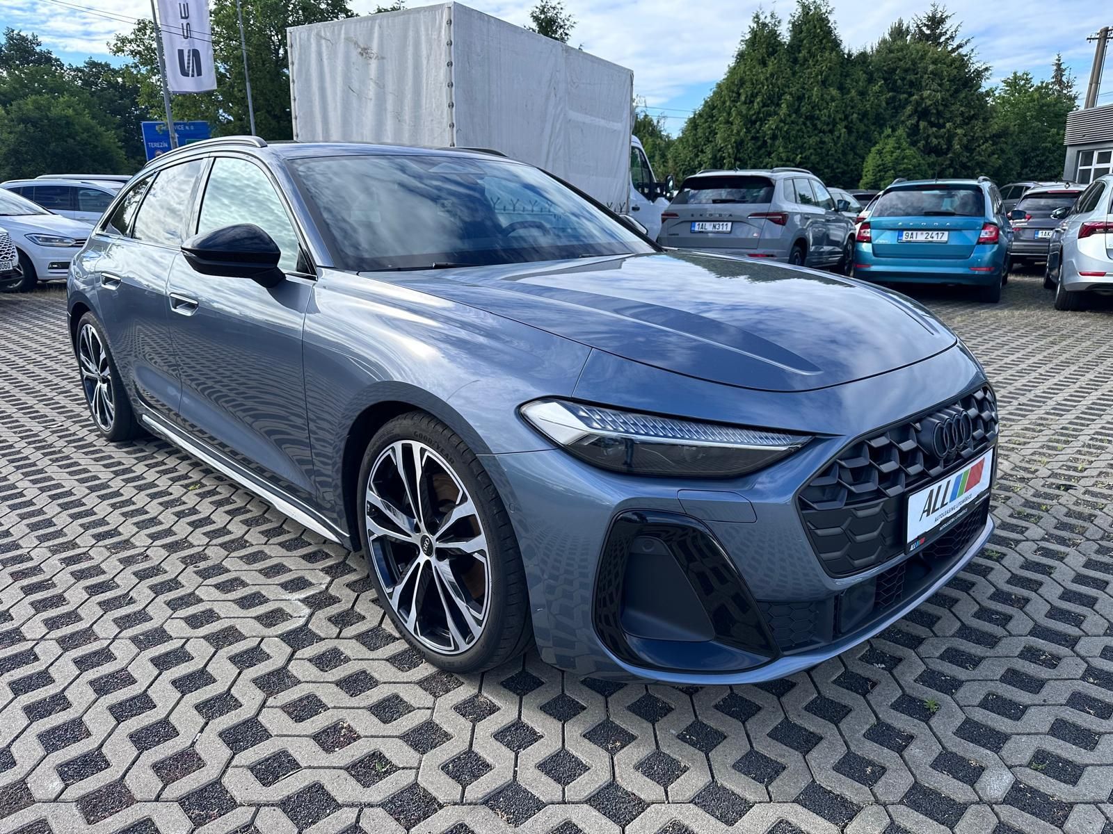 Audi A5, 2,0 TDI Quattro S-LINE - fotka 4