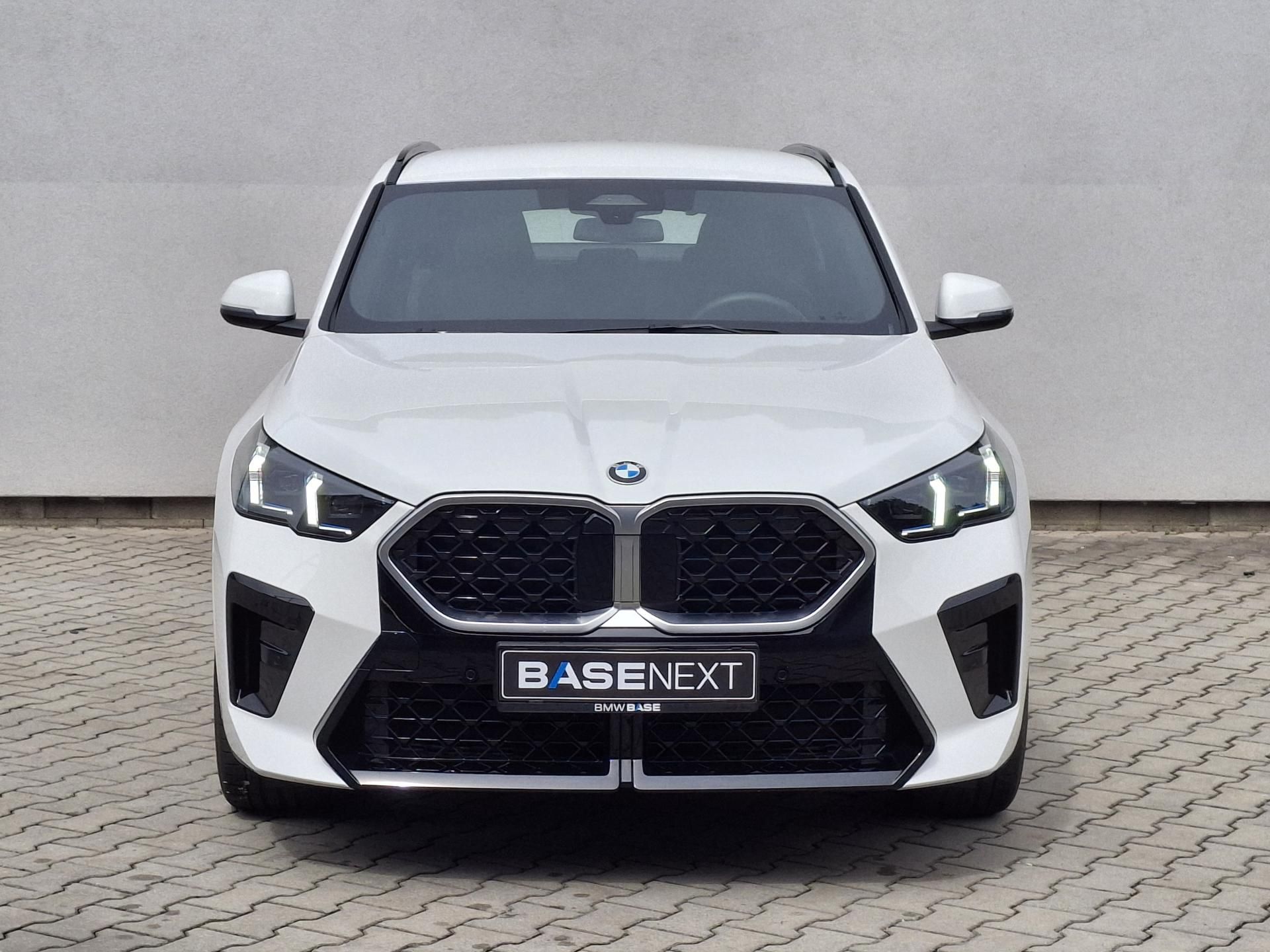 BMW X2, xDrive20d M-Sport - fotka 2