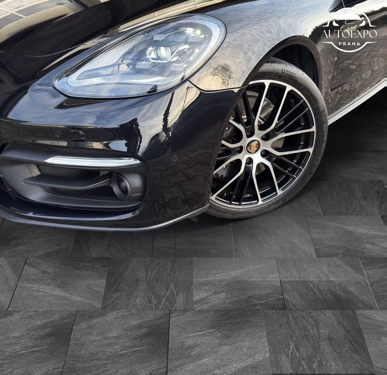 Porsche Panamera, Sport Turismo 4 E-Hybrid* - fotka 4