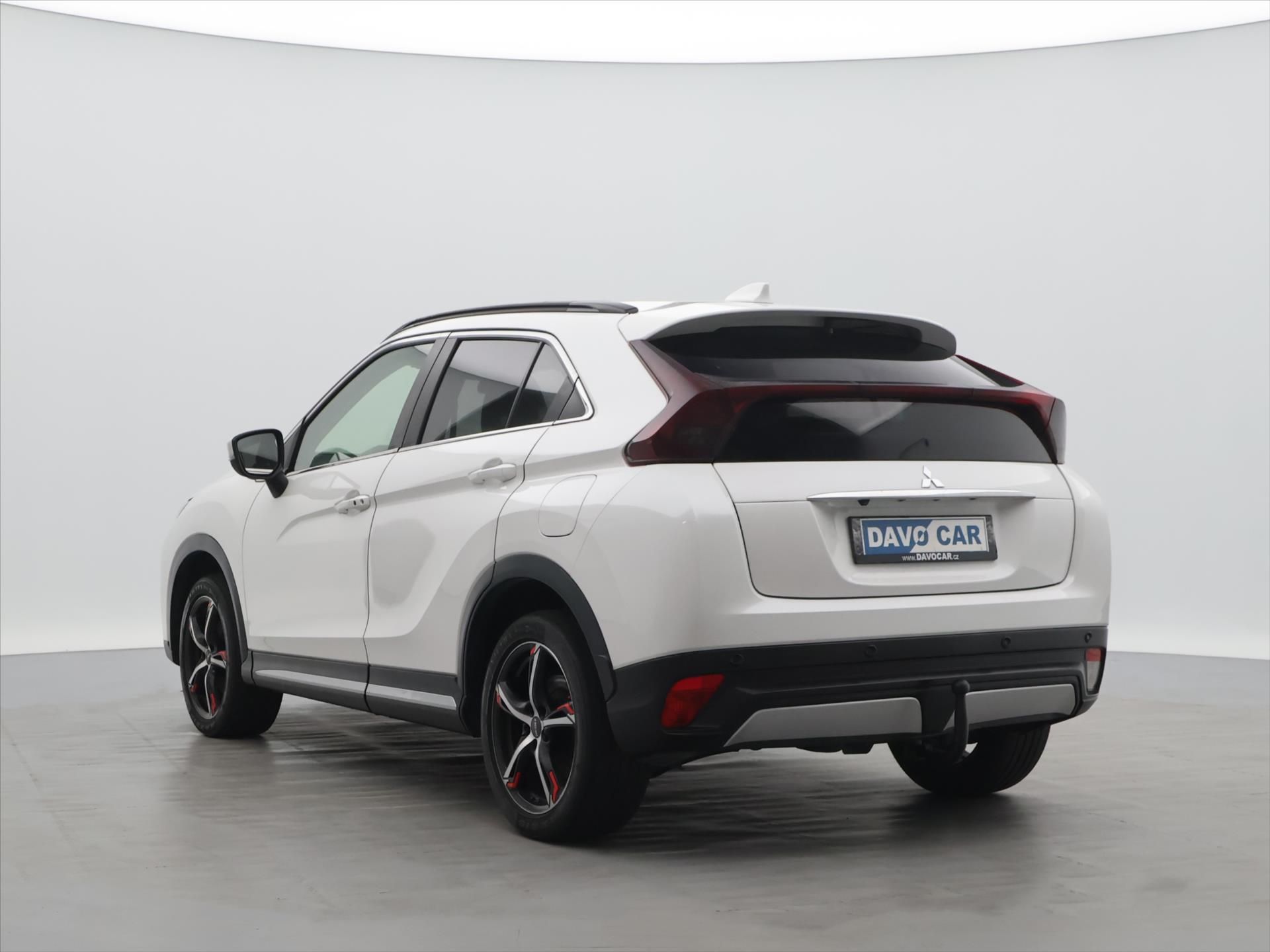 Mitsubishi Eclipse Cross, 1.5 T-MIVEC 120kW Intense CVT - fotka 5