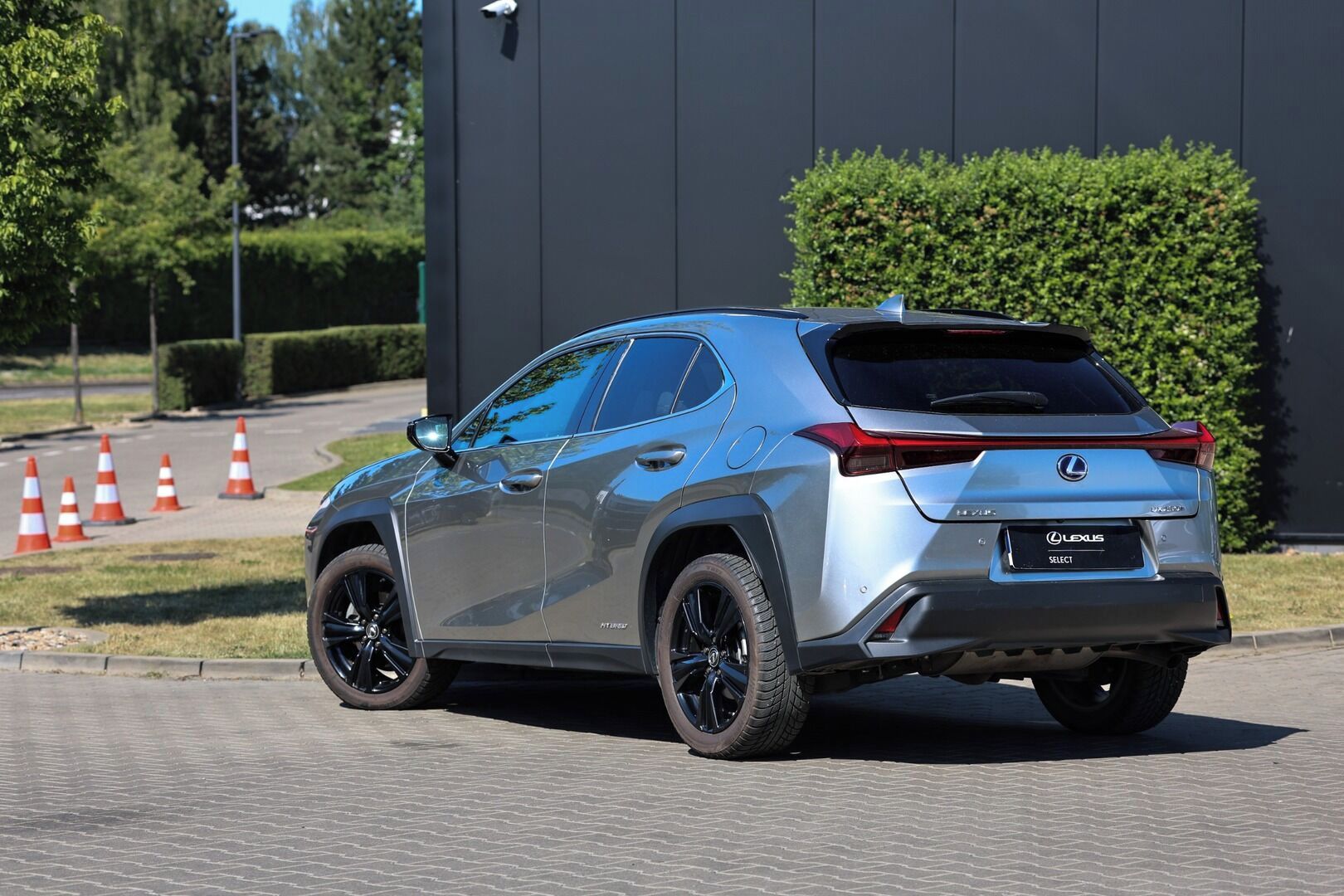 Lexus UX 250h, 250H 2,0 HEV SPECIAL EDITION - fotka 4