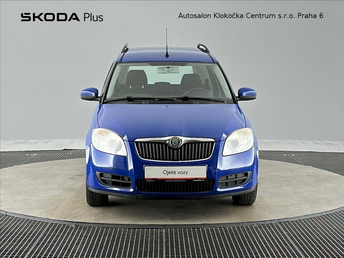 Škoda Roomster, 1,4 16V63 kW Style - fotka 4