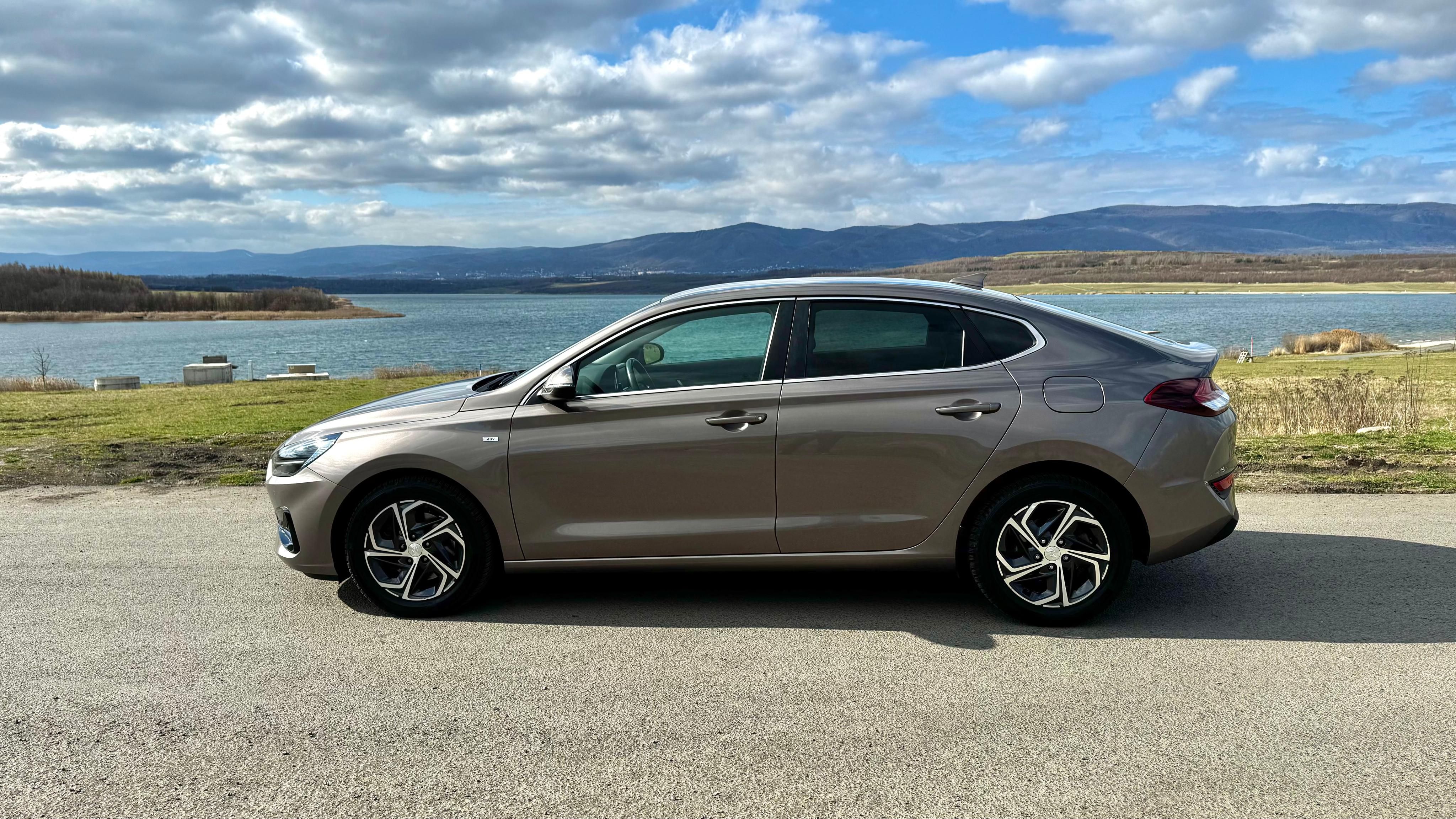 Hyundai i30 - fotka 5