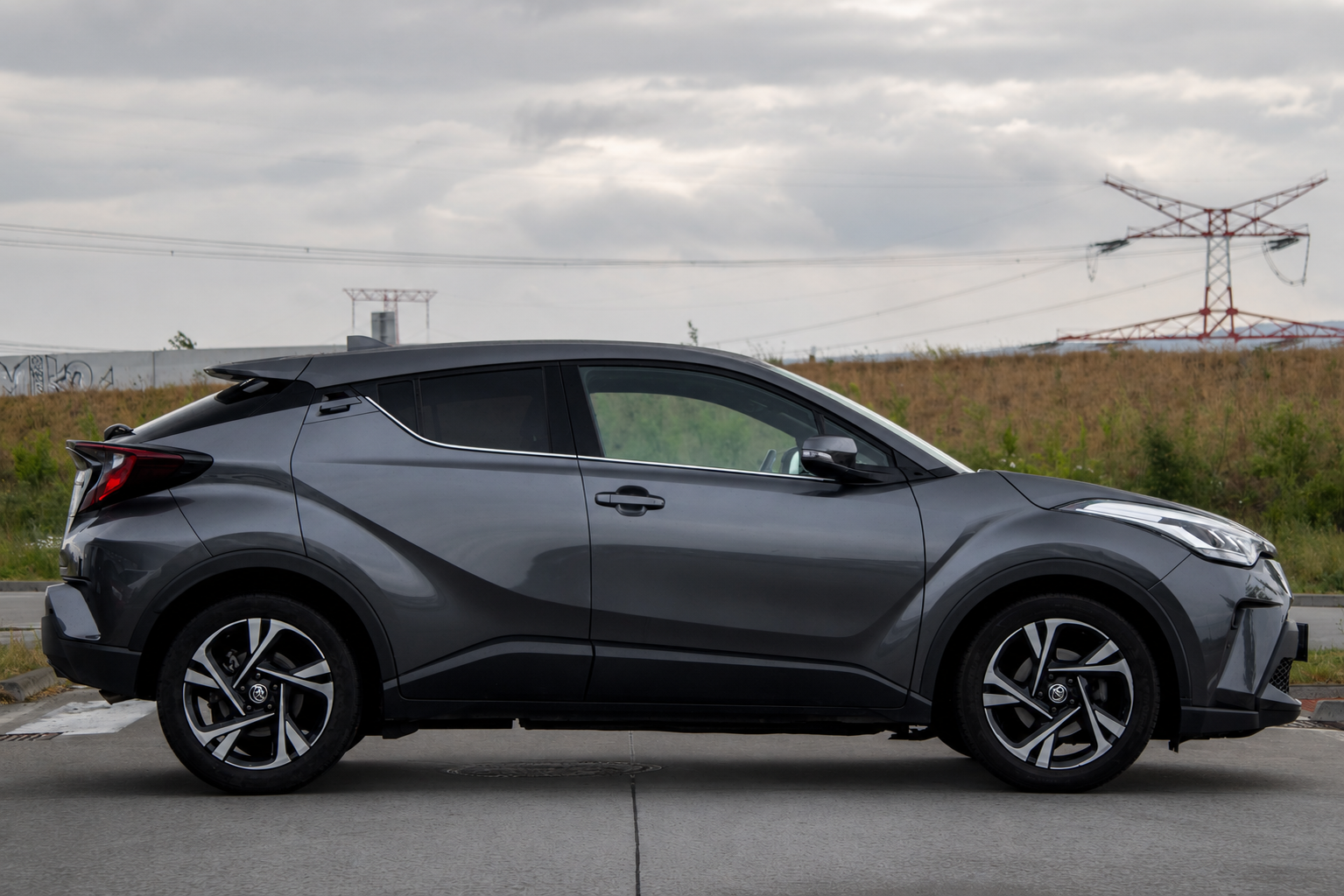 Toyota C-HR - fotka 4