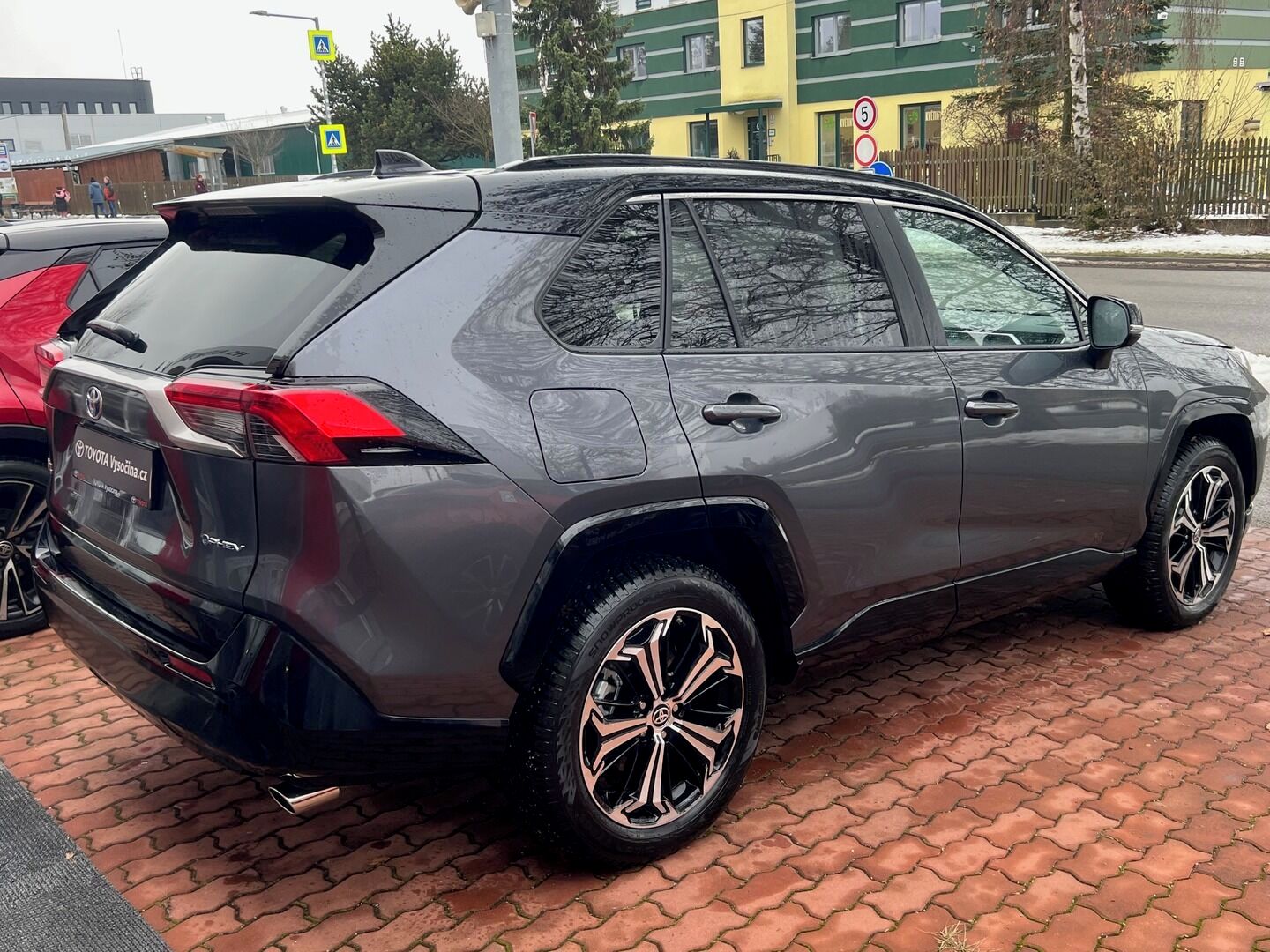 Toyota Rav4, 2.5 Plug-in hybrid Executive - fotka 5