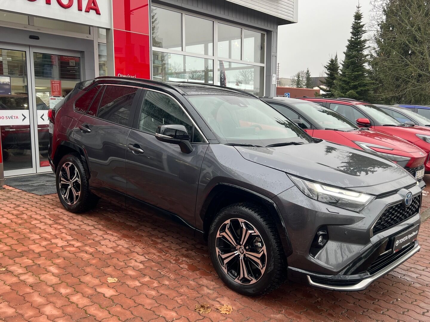 Toyota Rav4, 2.5 Plug-in hybrid Executive - fotka 4
