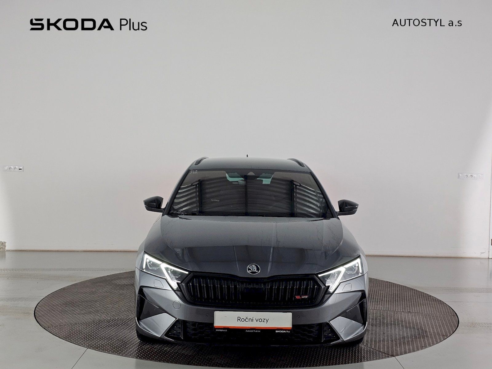 Škoda Octavia, RS 2.0TSi 195Kw RS TAŽNÉ - fotka 4