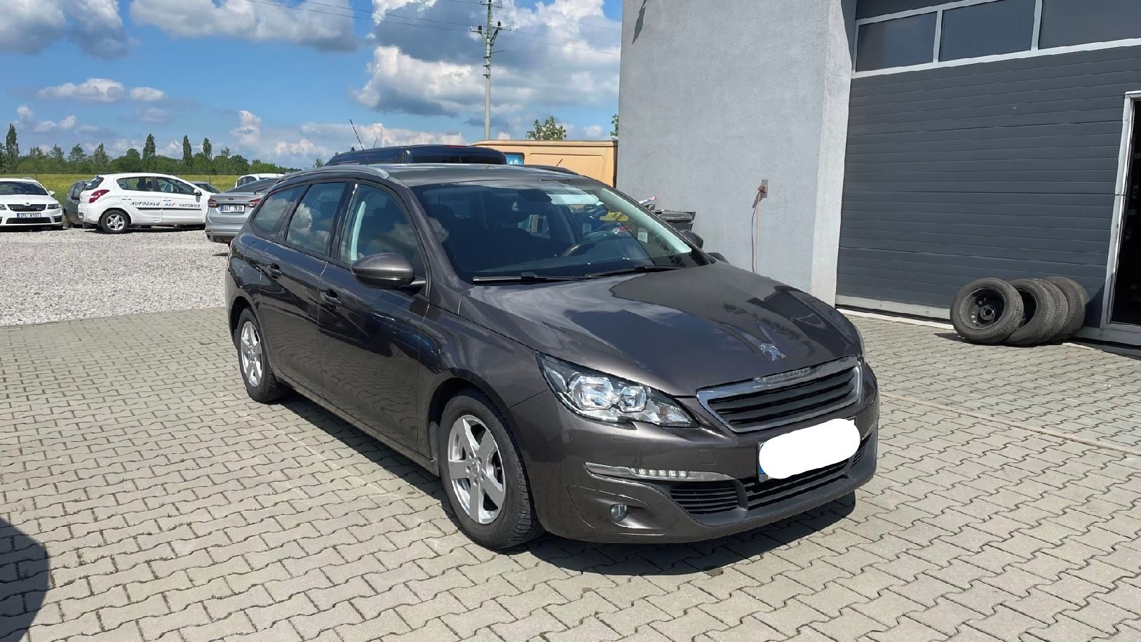 Peugeot 308, 1.6 HDi 88KW // NAVIGACE //