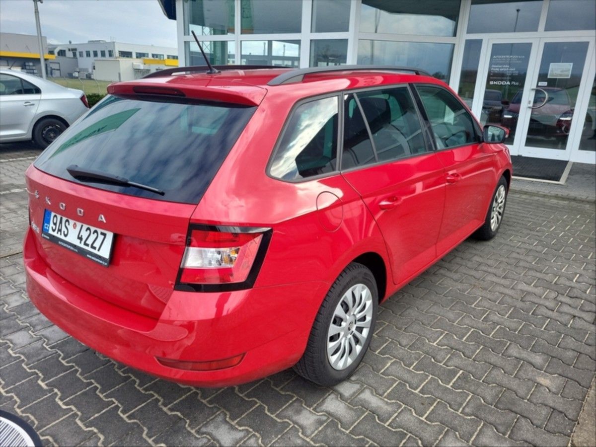 Škoda Fabia, 1,0 TSi Combi - fotka 2
