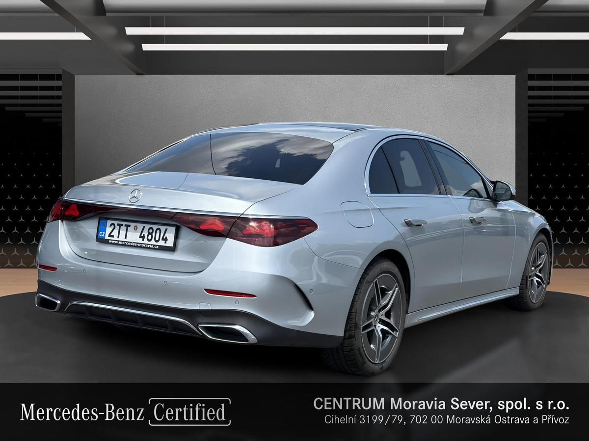 Mercedes-Benz Třídy E, E 220d 4M, 1 majitel - fotka 5