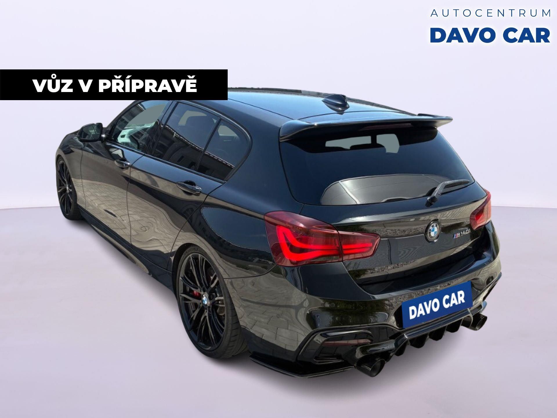BMW Řada 1, 3,0 M140i 250kW xDrive CZ - fotka 4