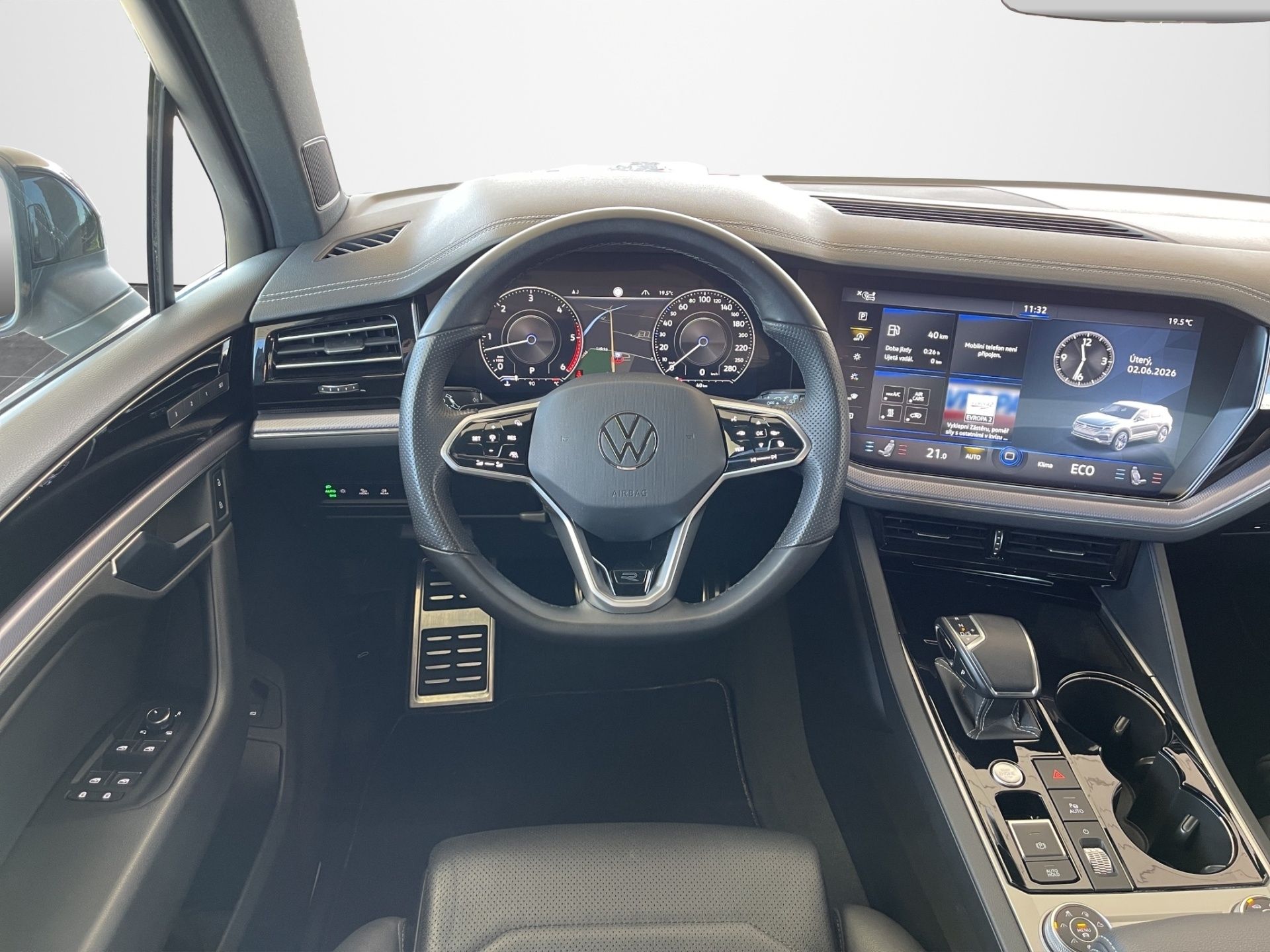 Volkswagen Touareg, R-Line 3.0 TDI 210 kW V6 4Moti - fotka 6