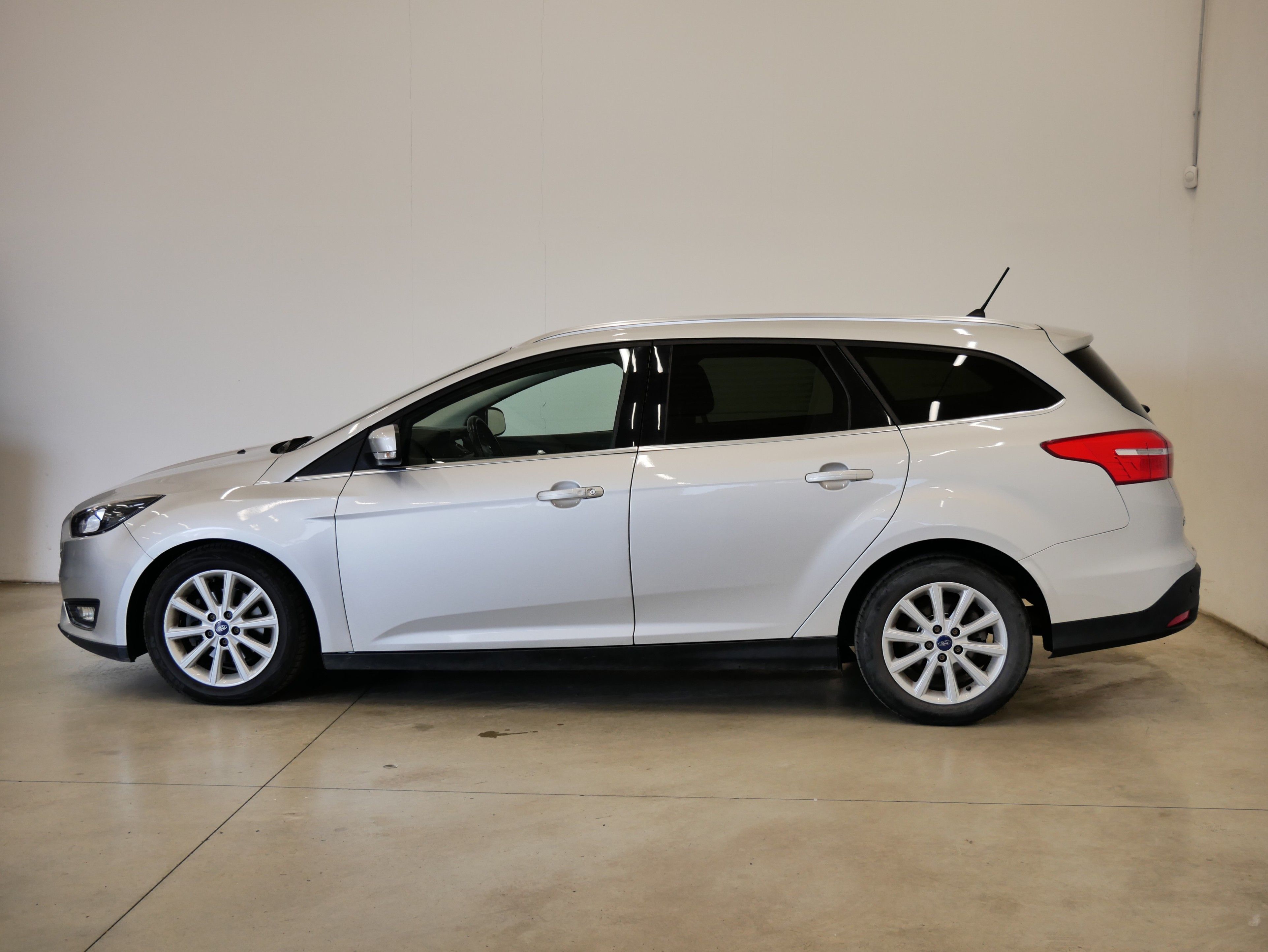 Ford Focus, 1.5 EcoBlue 88 kW Titanium - fotka 3