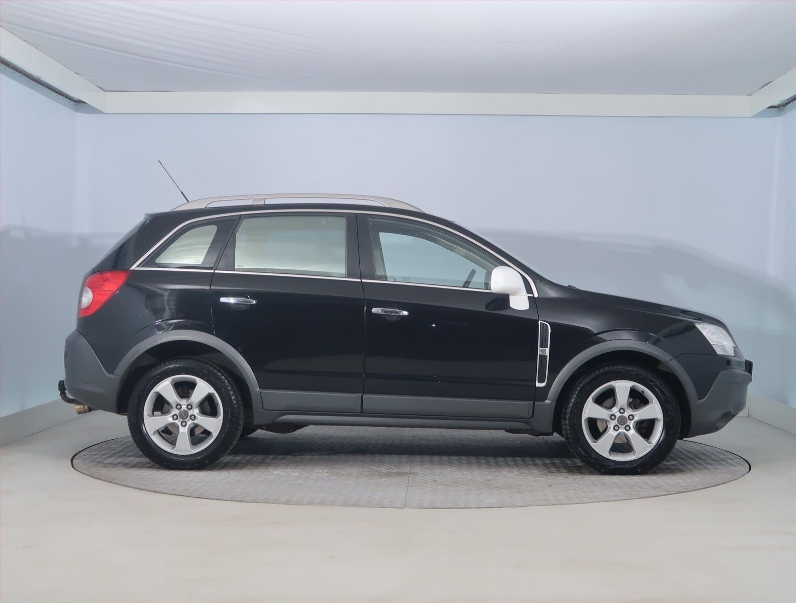 Opel Antara, 2.0 CDTI, 4X4, Automat - fotka 6