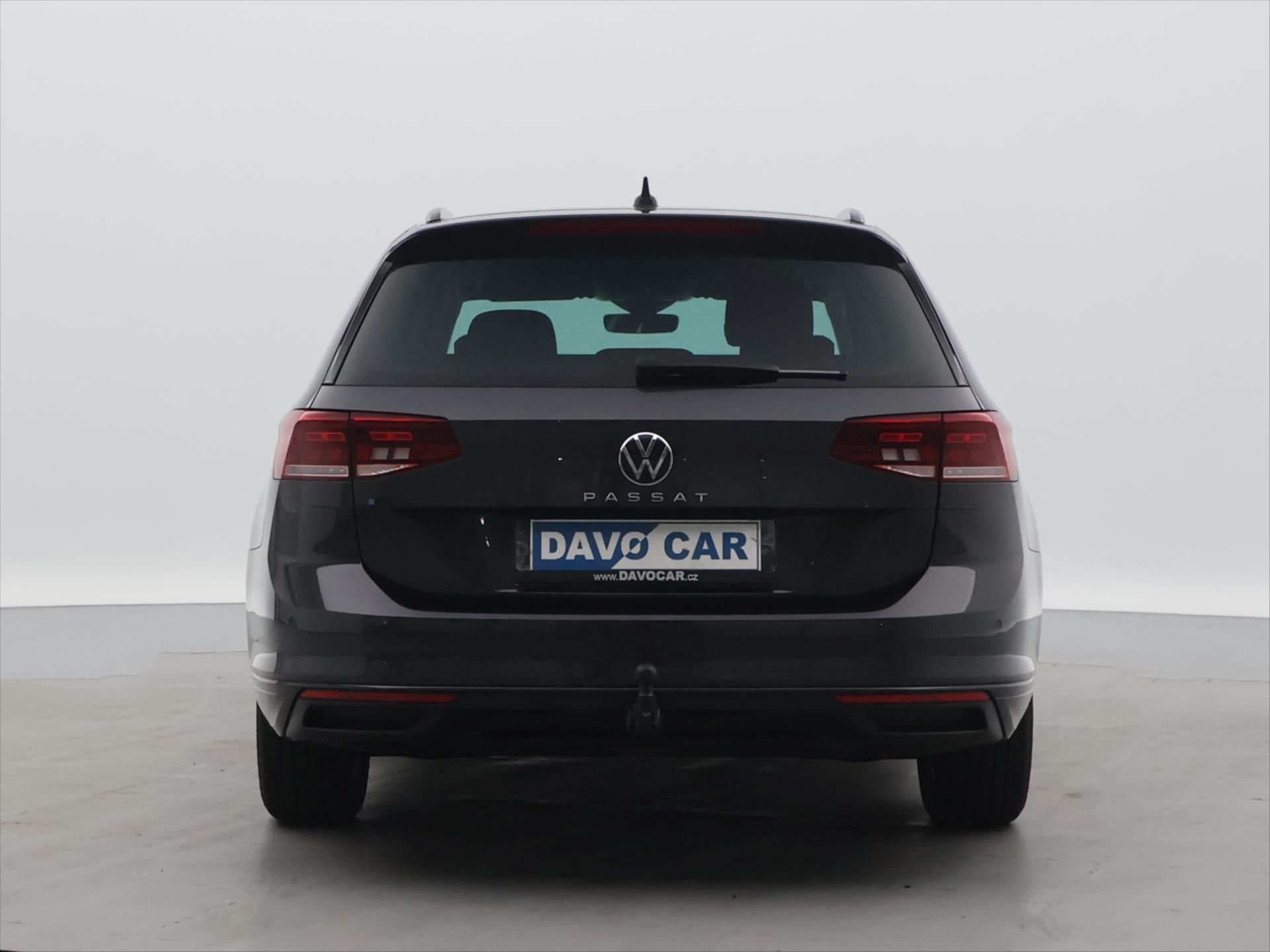 Volkswagen Passat, 2,0 TDI 110kW DSG Virtual DPH - fotka 6
