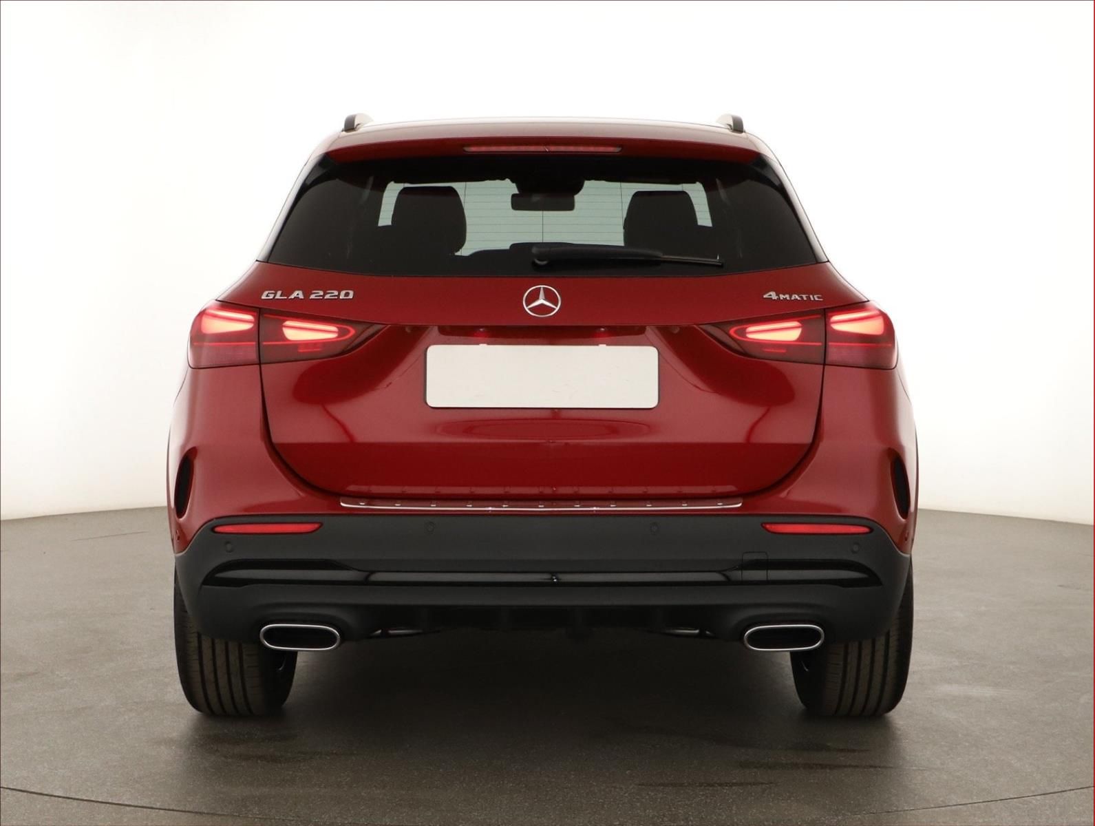 Mercedes-Benz GLA, 220 4MATIC, AMG Line - fotka 4