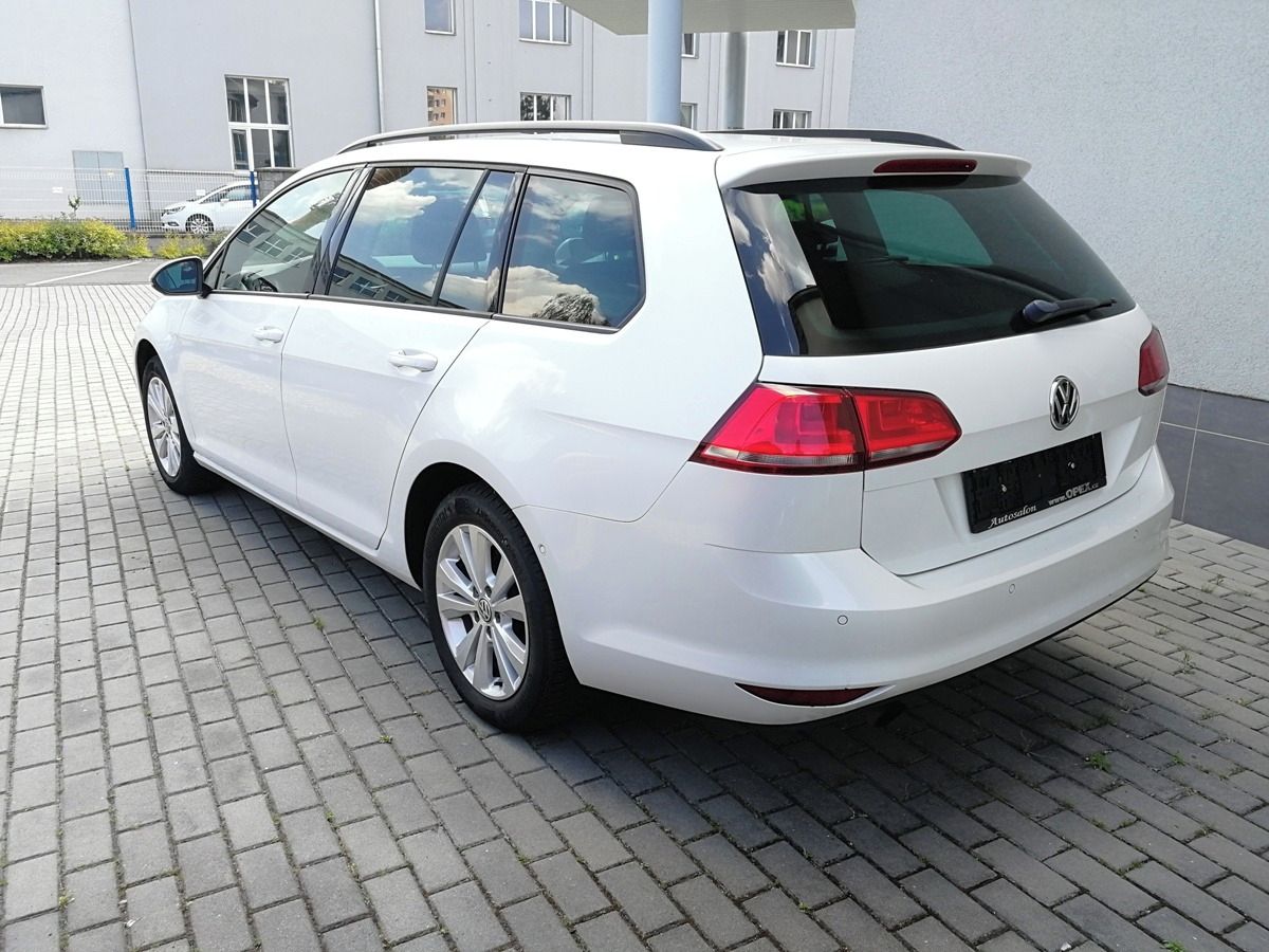 Volkswagen Golf, 1.2TSi Keyless*vyhř.sed*PDC* - fotka 6