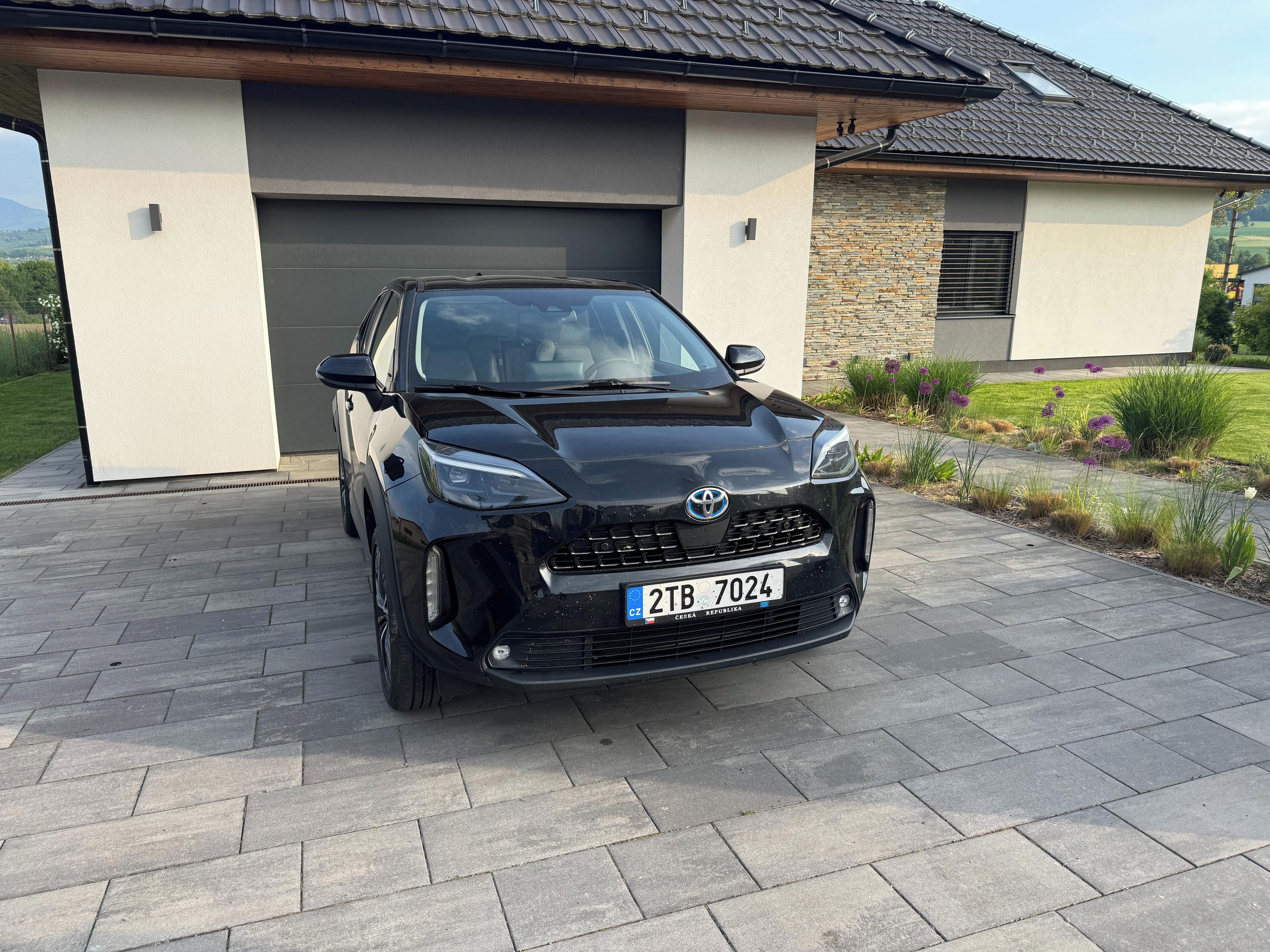 Toyota Yaris Cross, 1.5 Hybrid,116k,CZ,Executive - fotka 2