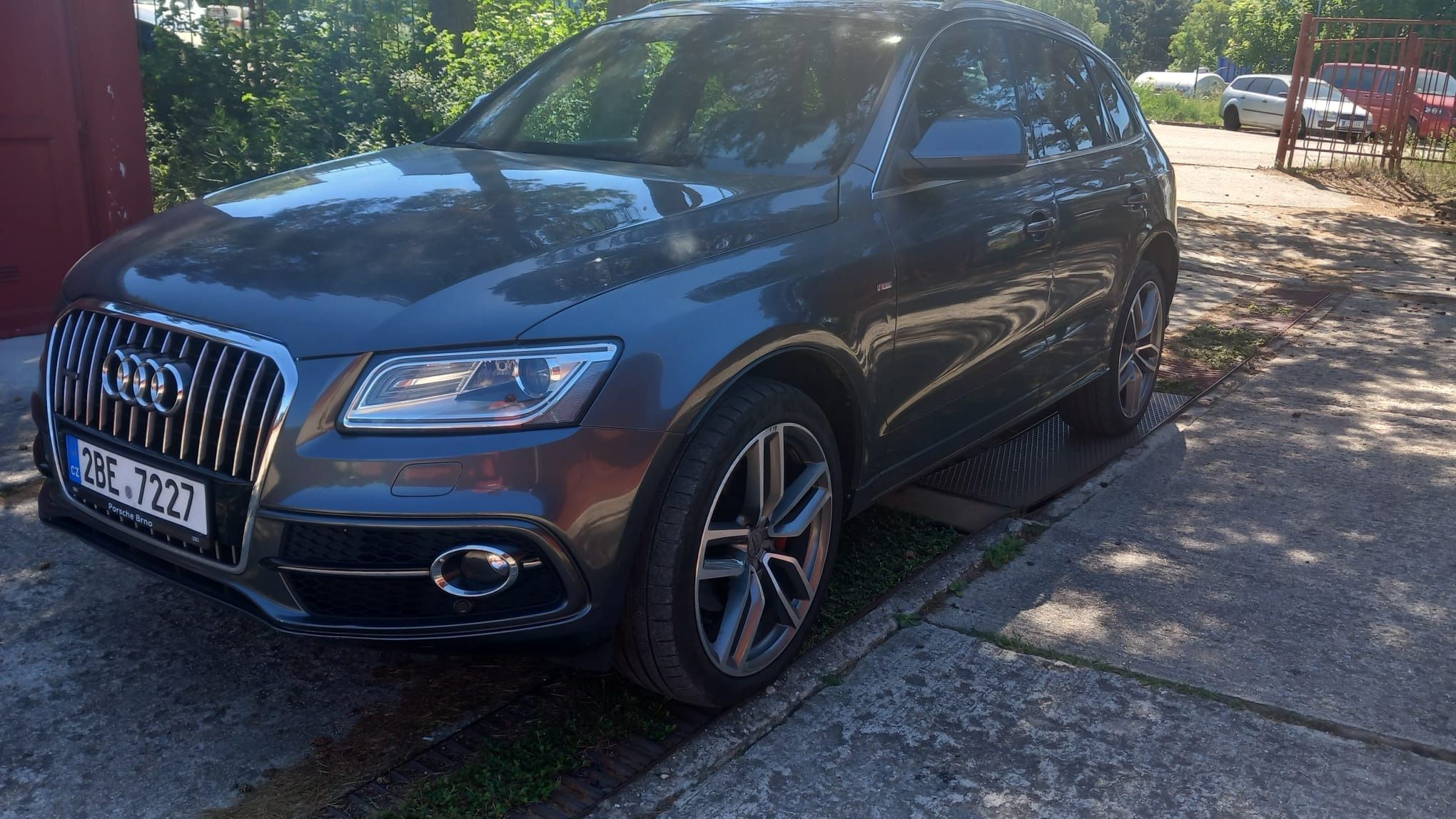 Audi Q5, 3.0 TDI quattro clean diesel S - fotka 2