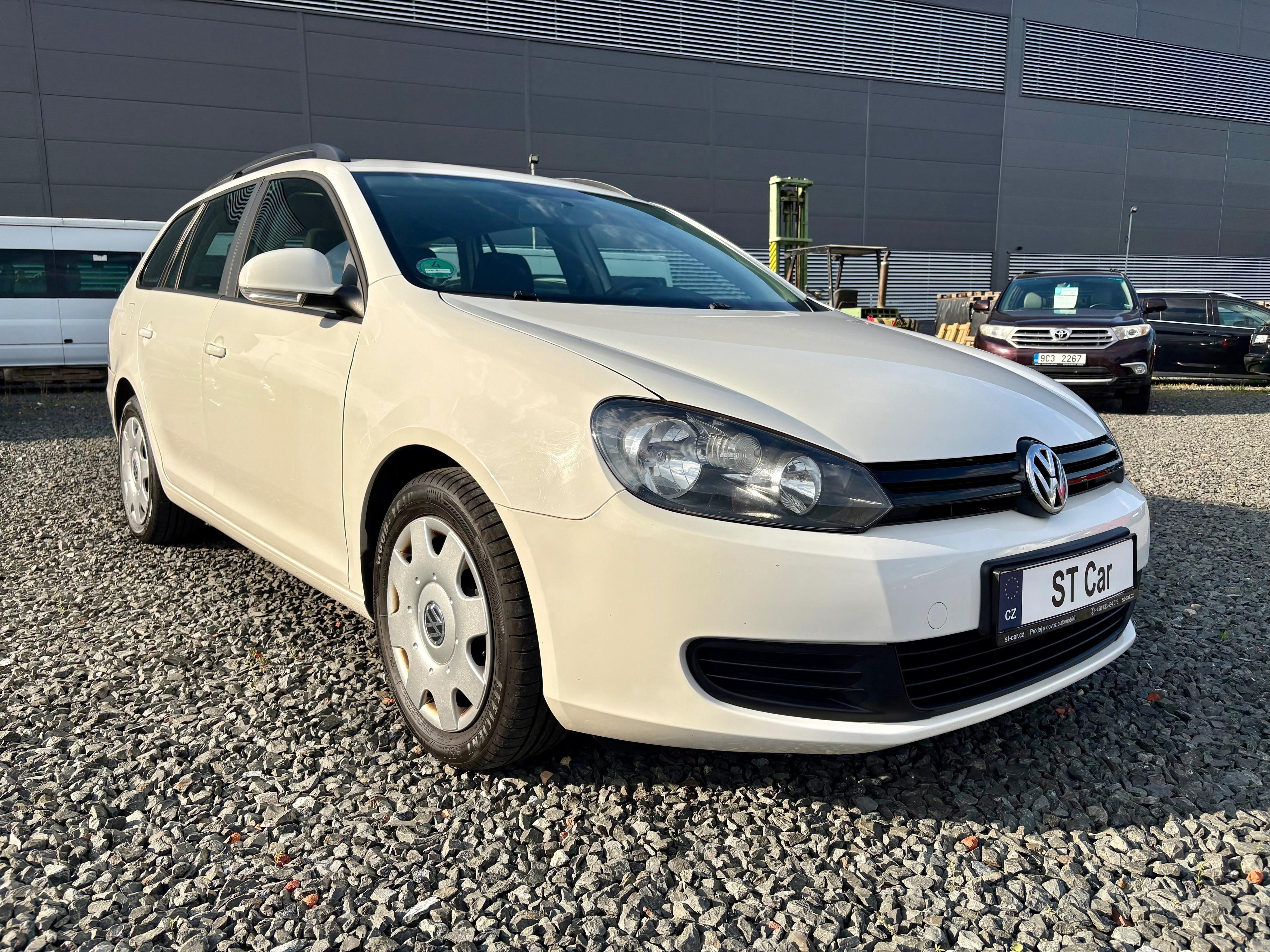 Volkswagen Golf, 1.2TSi 77kw Trendline - fotka 3