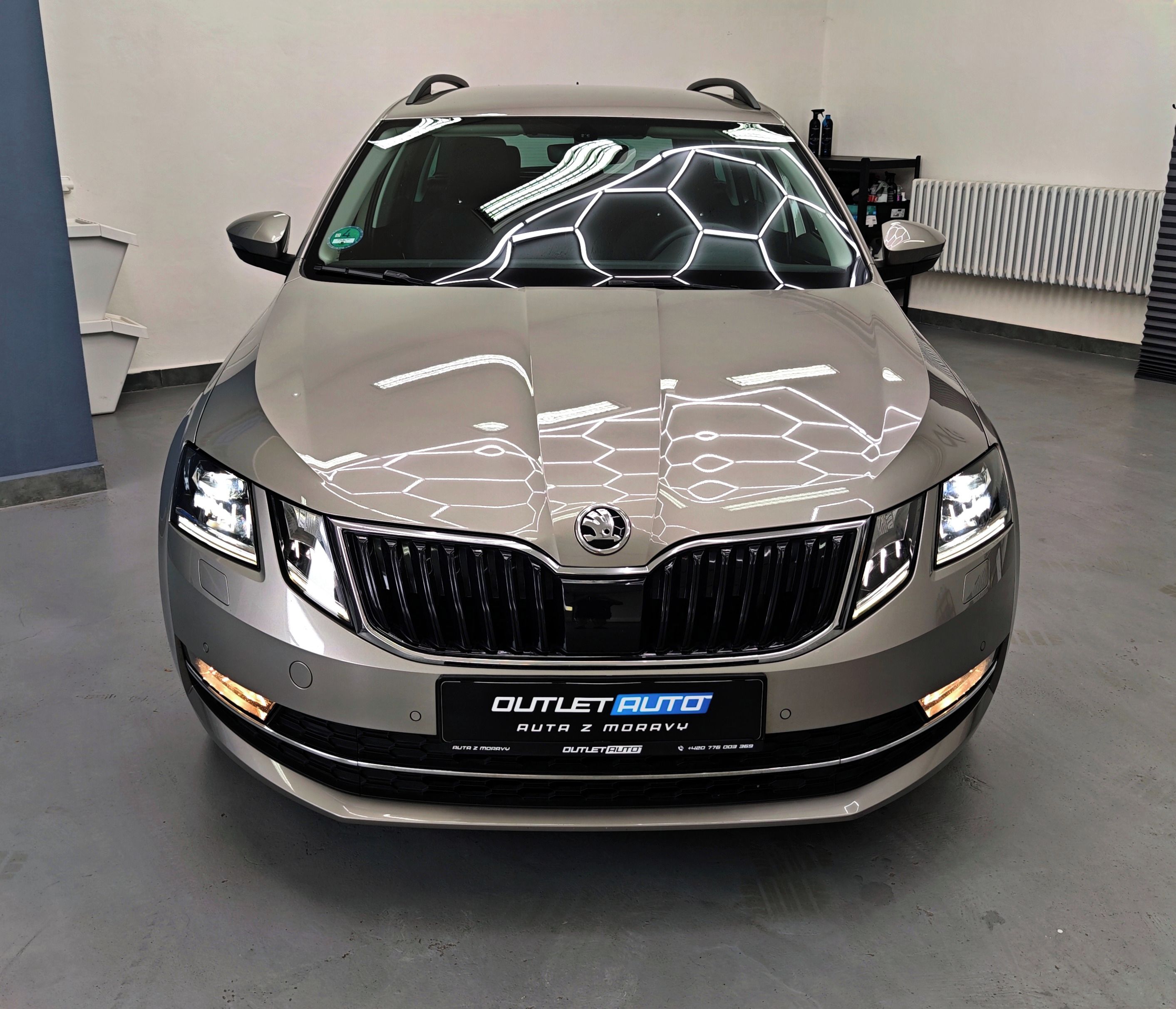 Škoda Octavia, 1.4 TSI 110 KW, DSG,STYLE PLUS - fotka 2