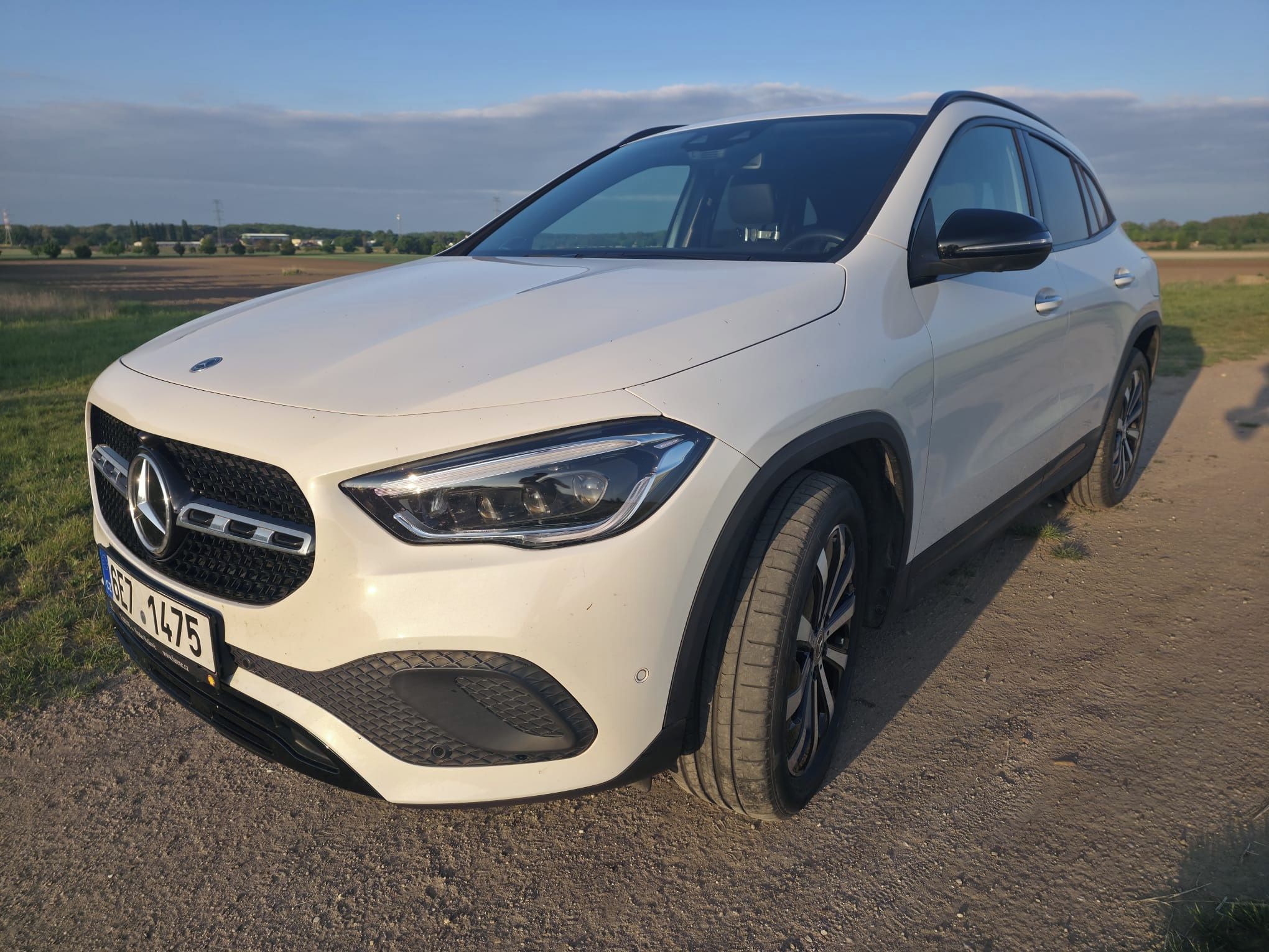 Mercedes-Benz GLA, Mercedes GLA 200d, top výbava