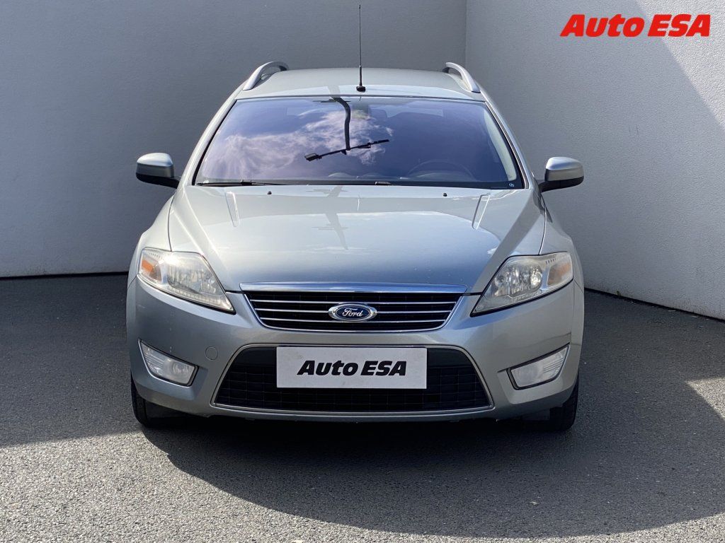 Ford Mondeo, 2.0 i - fotka 2