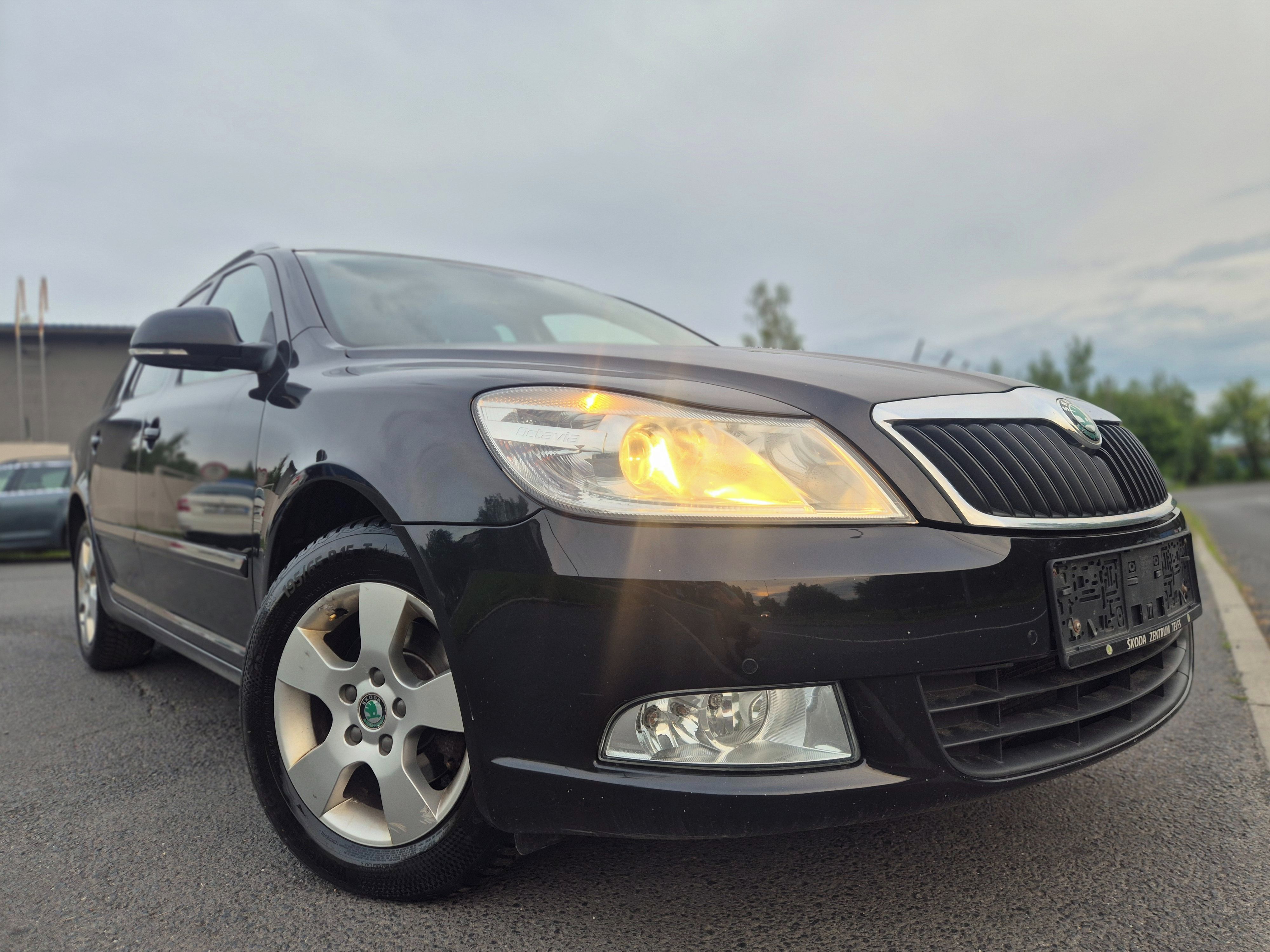 Škoda Octavia, 1 maj.plný servis ZÁRUKA 1 ROK - fotka 3