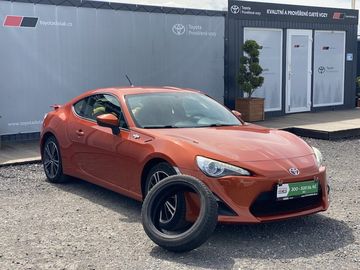 2.0i, 147kw, 2x pneu, navi