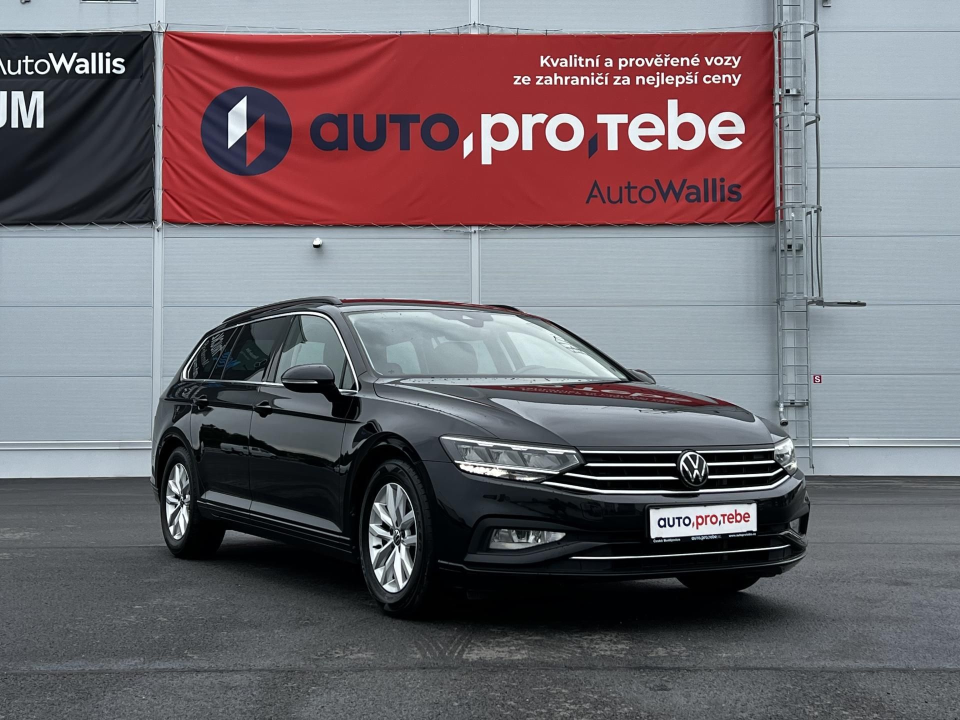 Volkswagen Passat, 2.0TDI DSG 110kW Business DPH - fotka 2