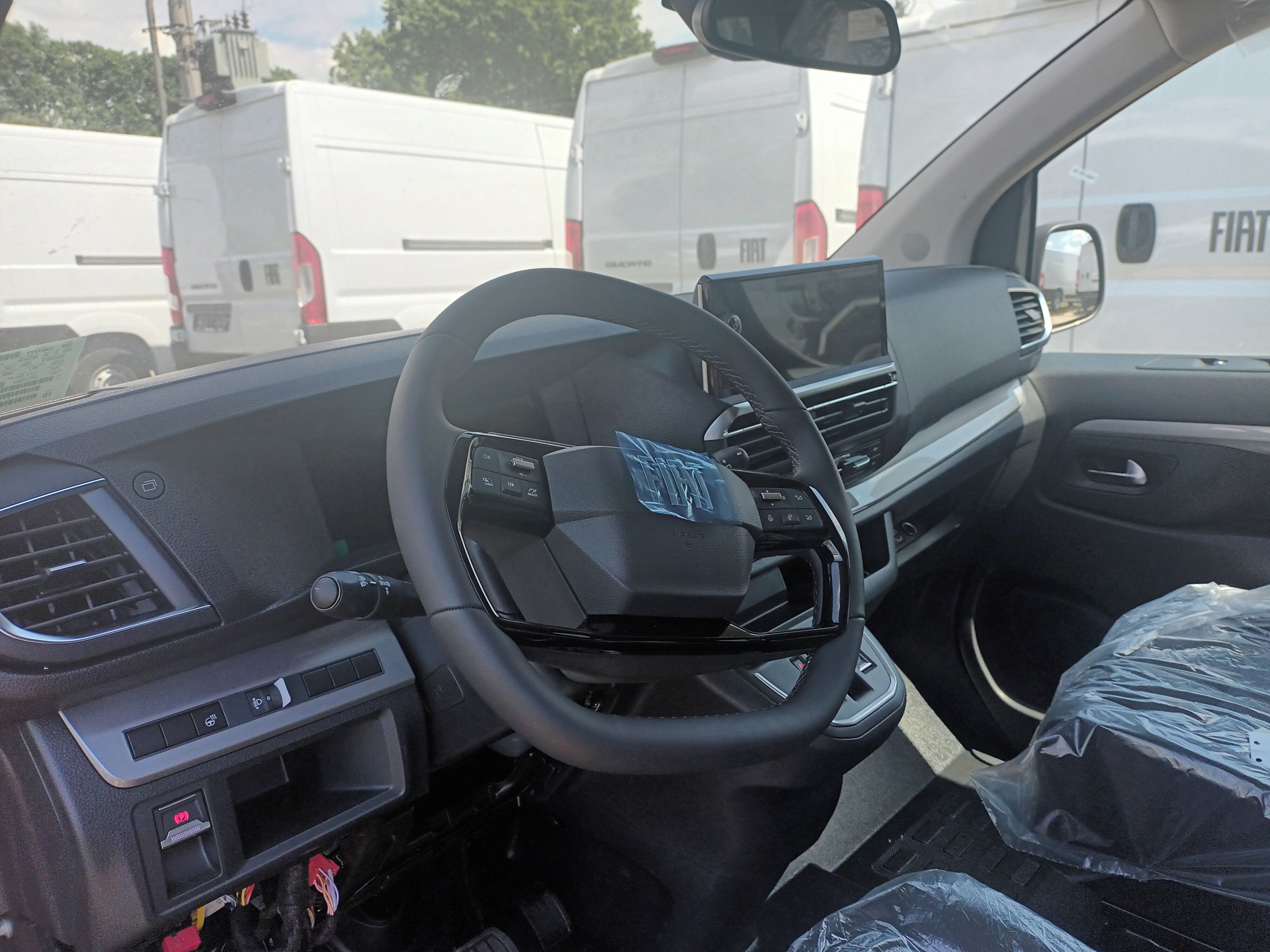 Fiat Ulysse, 2.2 MTJ-EVO 180k 8AT _L3_ICON - fotka 6