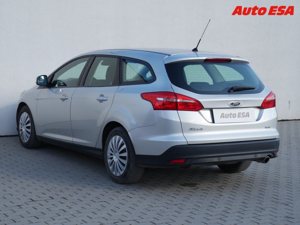 Ford Focus, 1.5EB,1.maj,AC - fotka 6