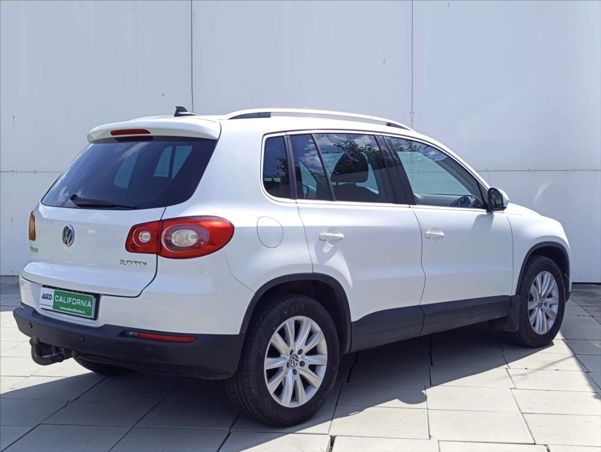 Volkswagen Tiguan, 2,0 TDi DSG 4Motion Navi Tažné - fotka 6
