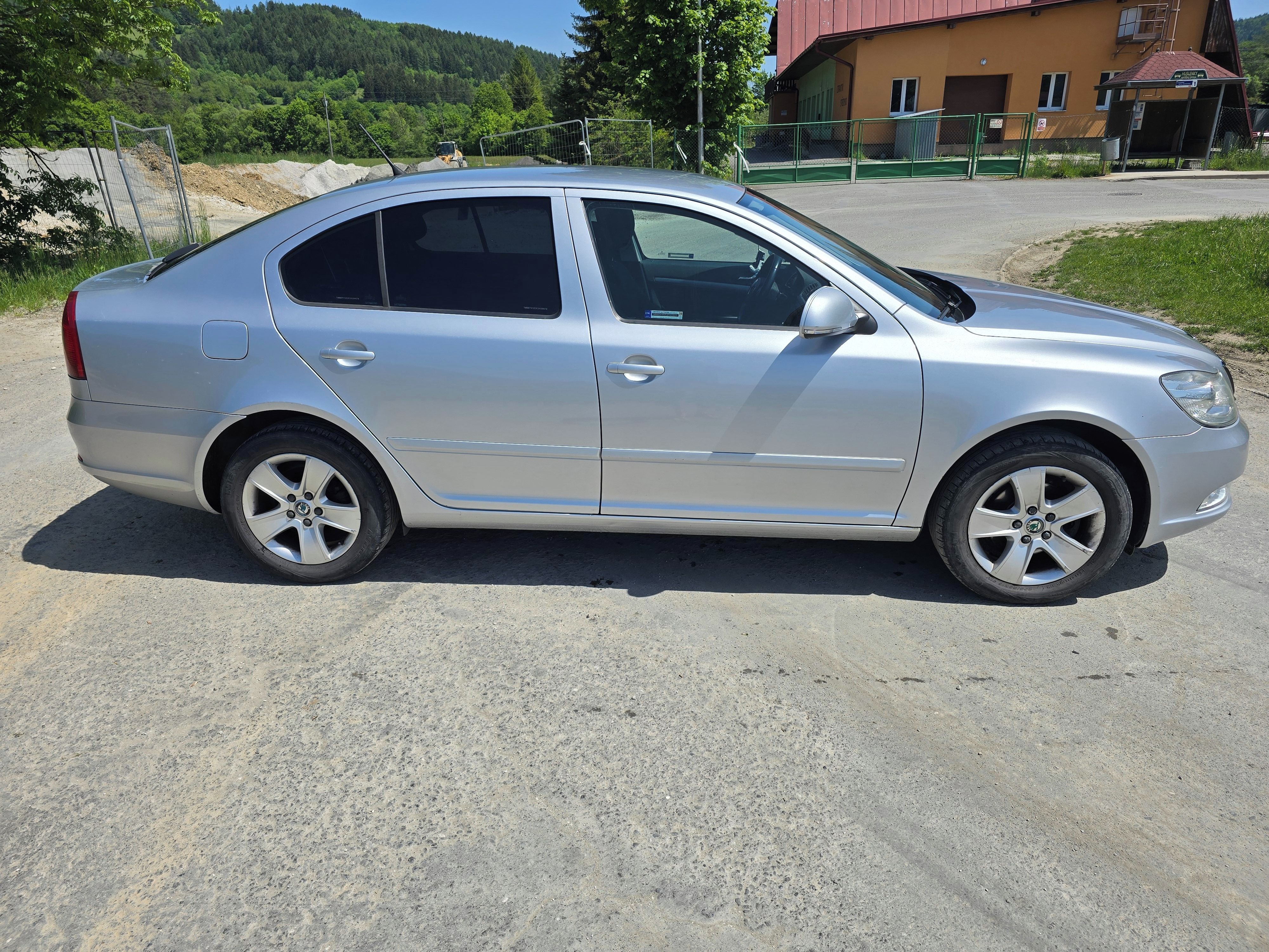 Škoda Octavia, 1.6 TDI, Elegance, nová STK - fotka 2