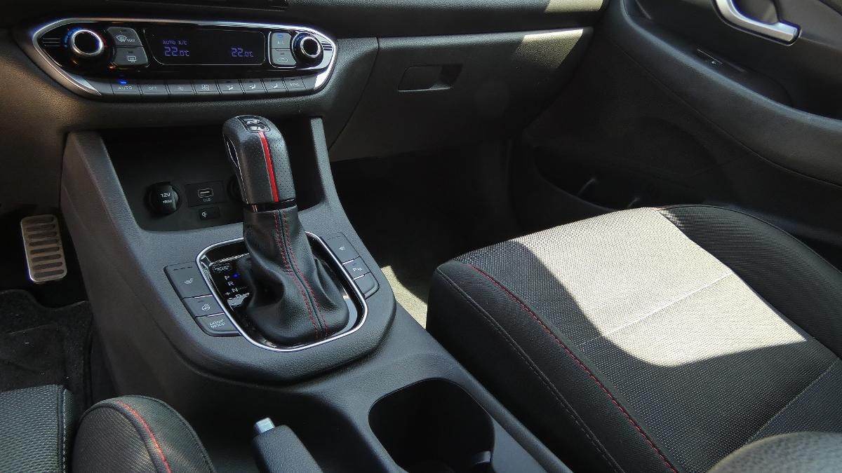 Hyundai i30, 1.5 T-GDI N-Line - fotka 6