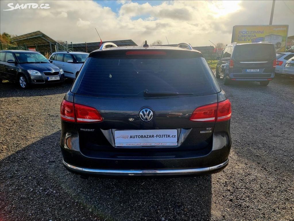 Volkswagen Passat, 1,6 TDi 77KW DSG,Comfort - fotka 6