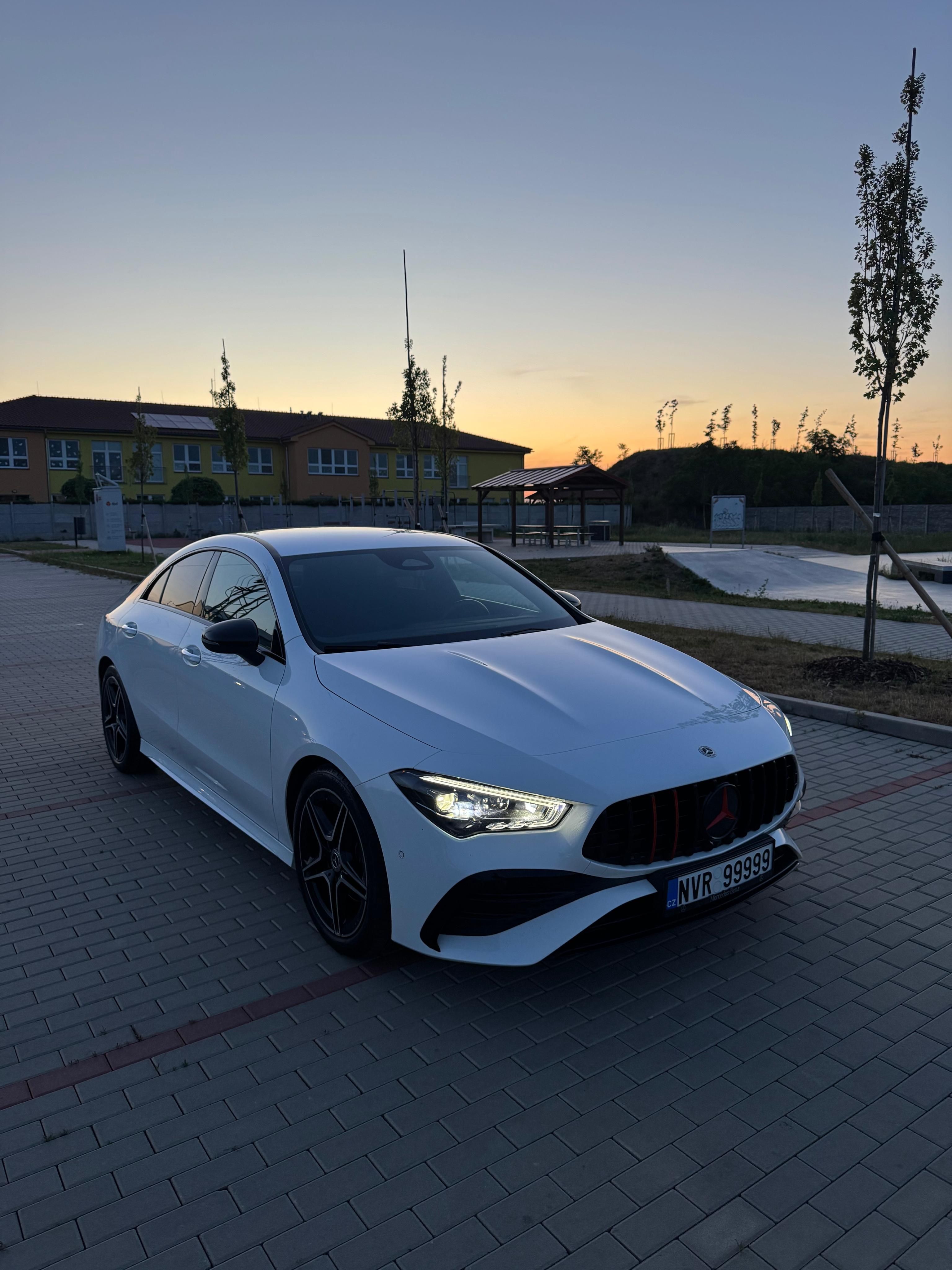 Mercedes-Benz CLA, 180 AMG - Look 45 AMG