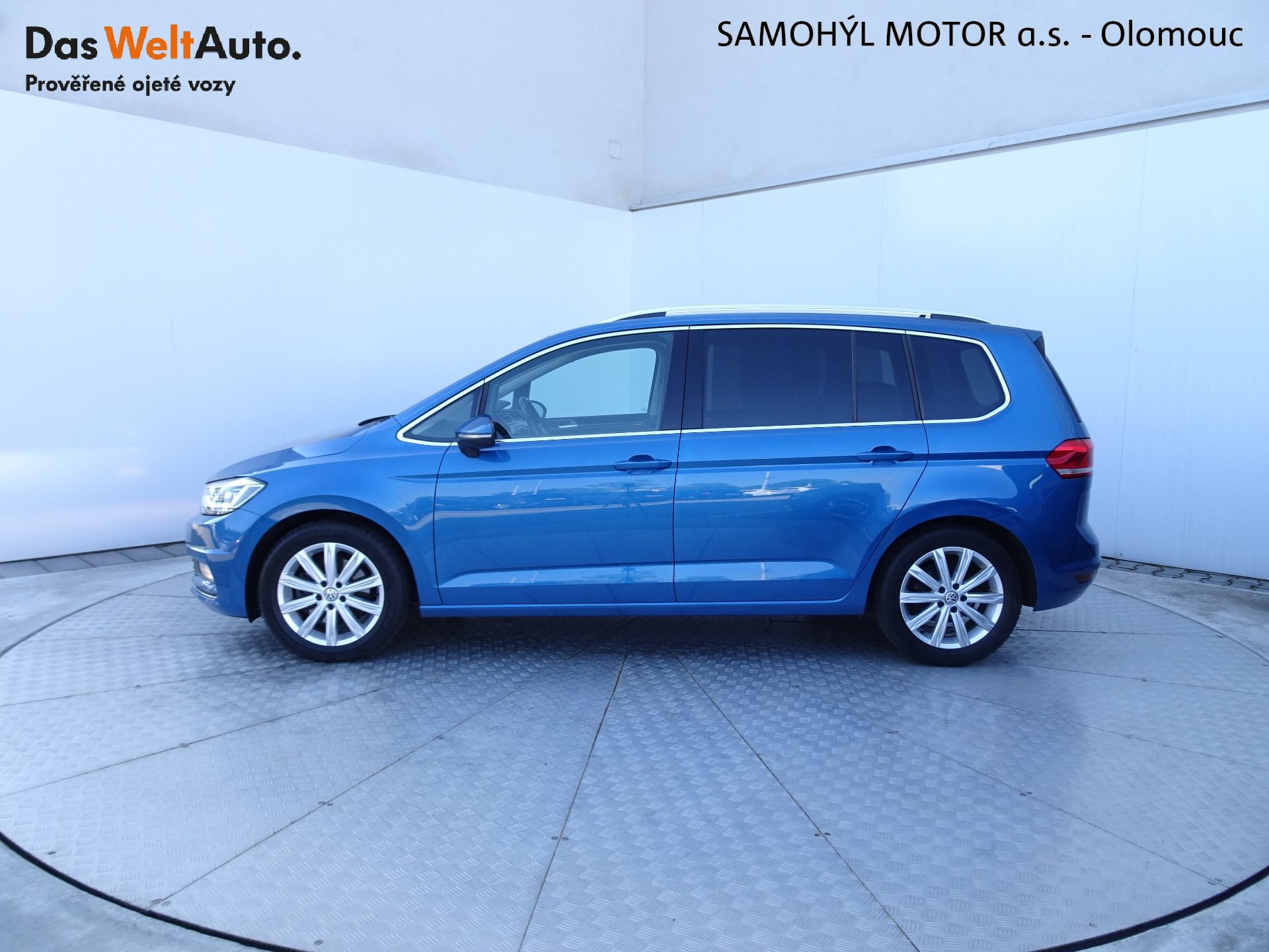 Volkswagen Touran, 2.0TDI DSG Highline - fotka 3