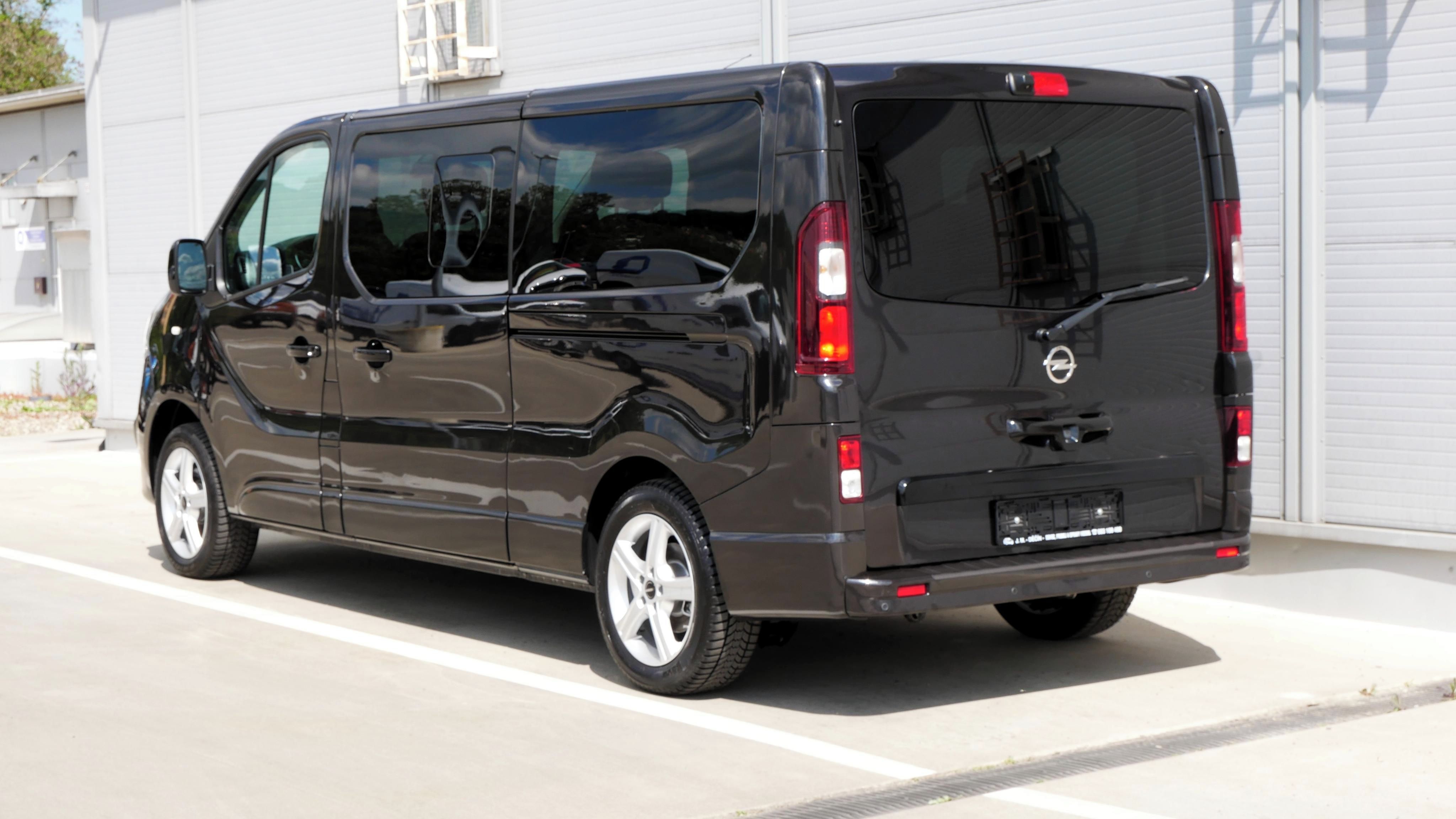 Opel Vivaro, 1.6 LIFE,LONG,SPANÍ,7M,2019 - fotka 4
