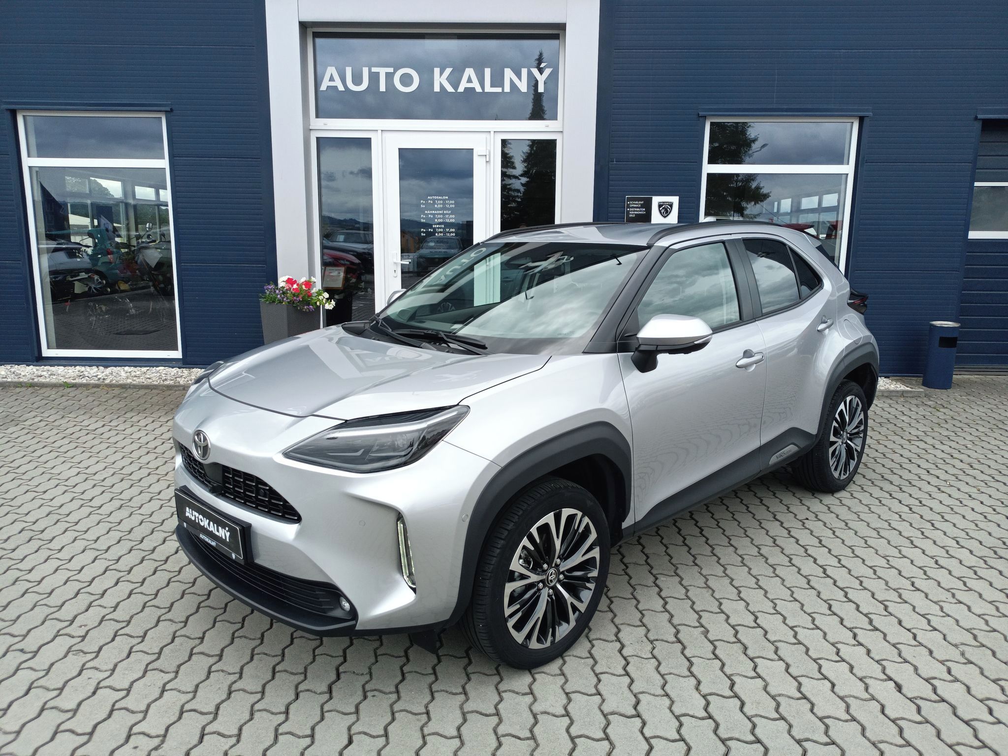 Toyota Yaris Cross, Executive 1,5 Hybrid 130k,e-CV