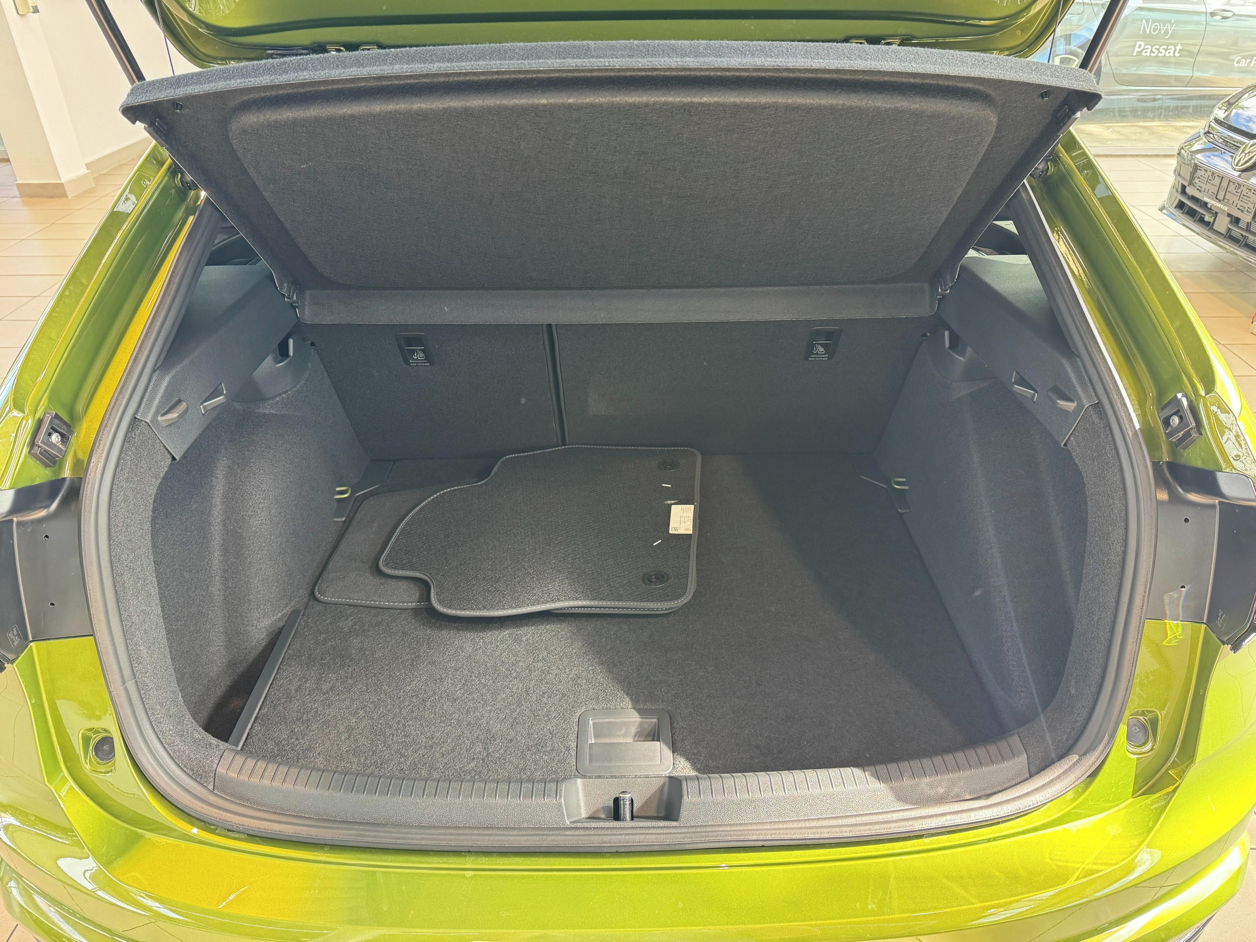 Volkswagen Taigo, R-Line People 1,5 TSI 110kW - fotka 6